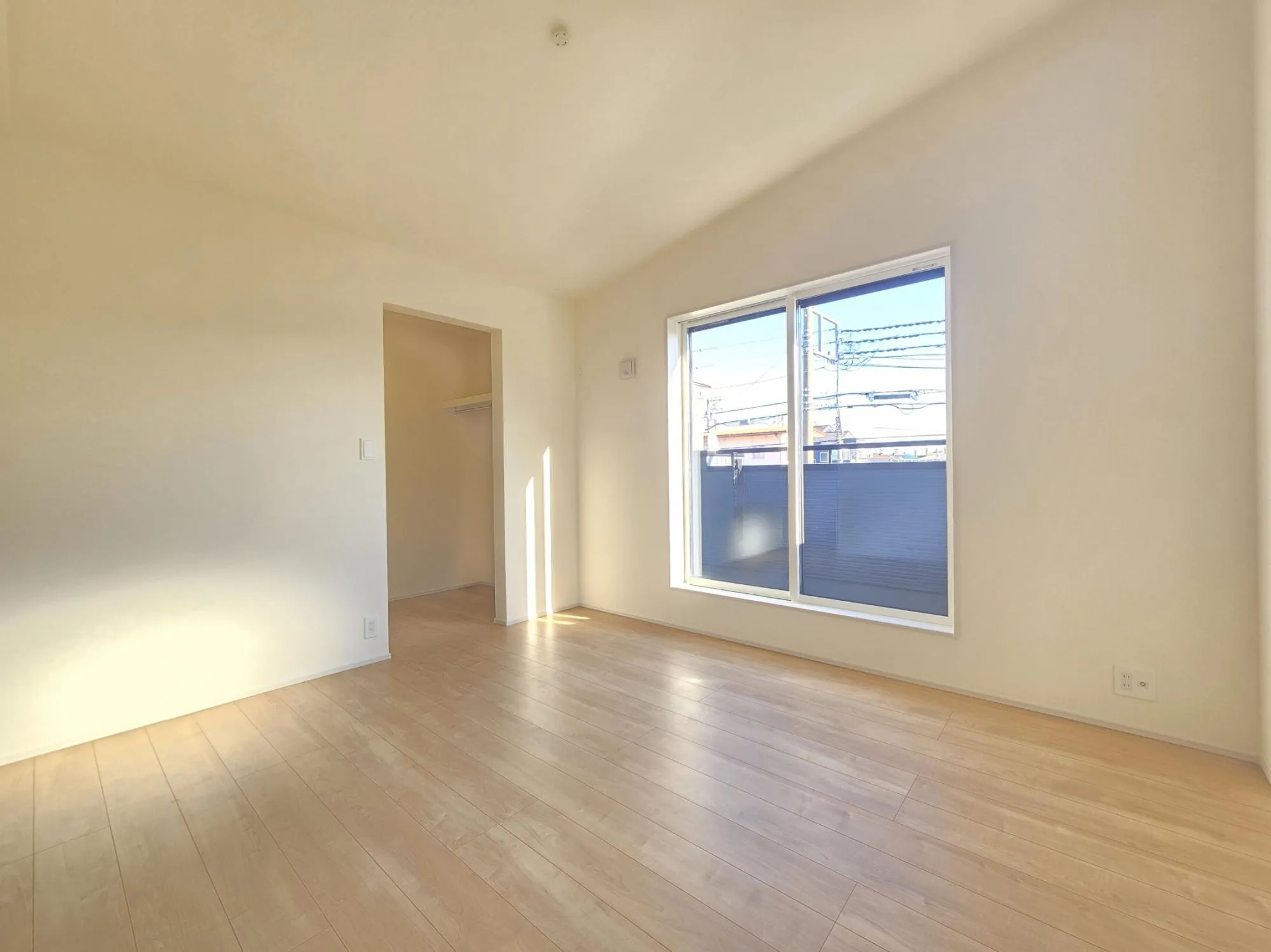 1号棟　主寝室　R7.12.12