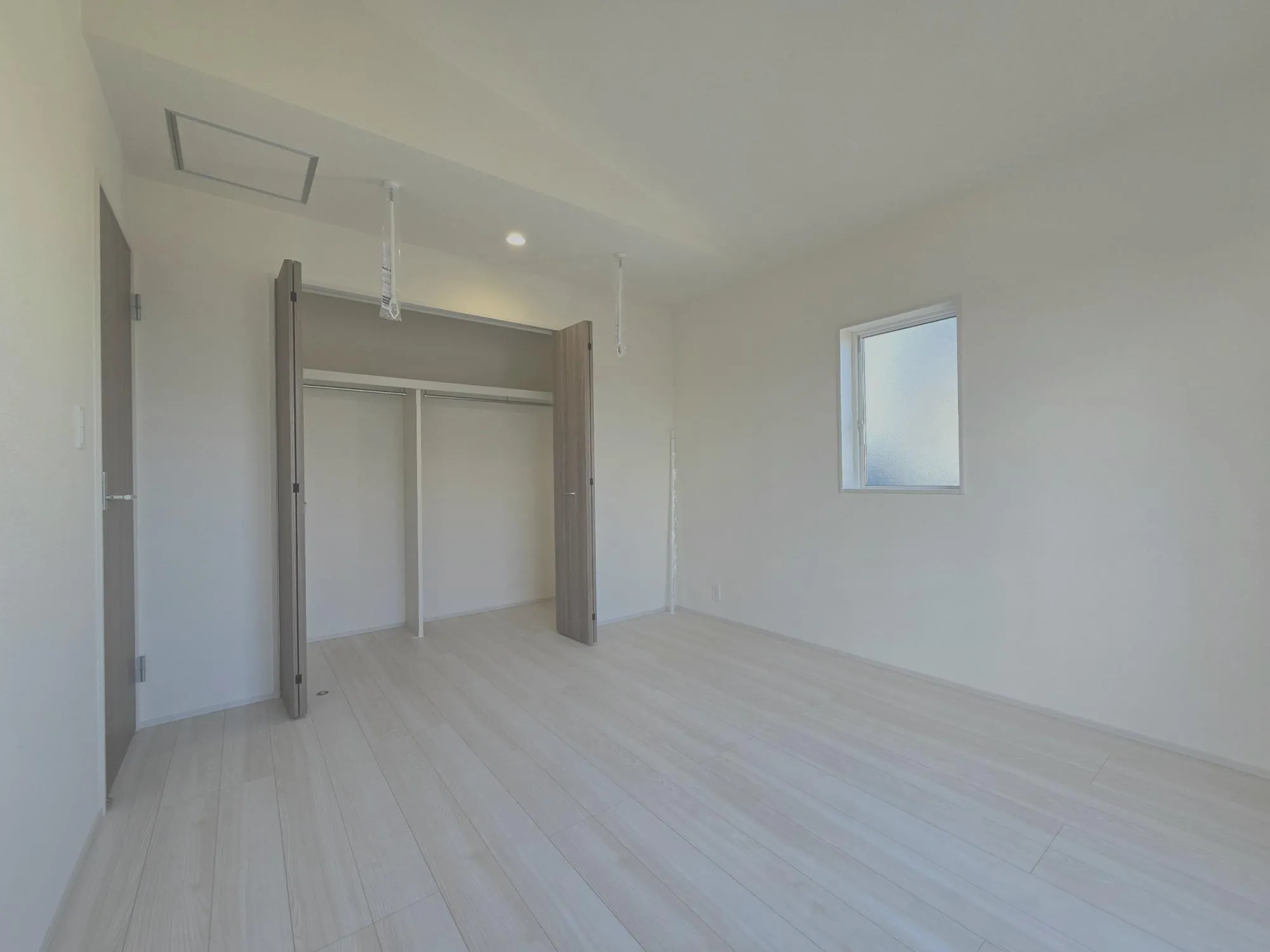 2号棟　主寝室　R7.12.12