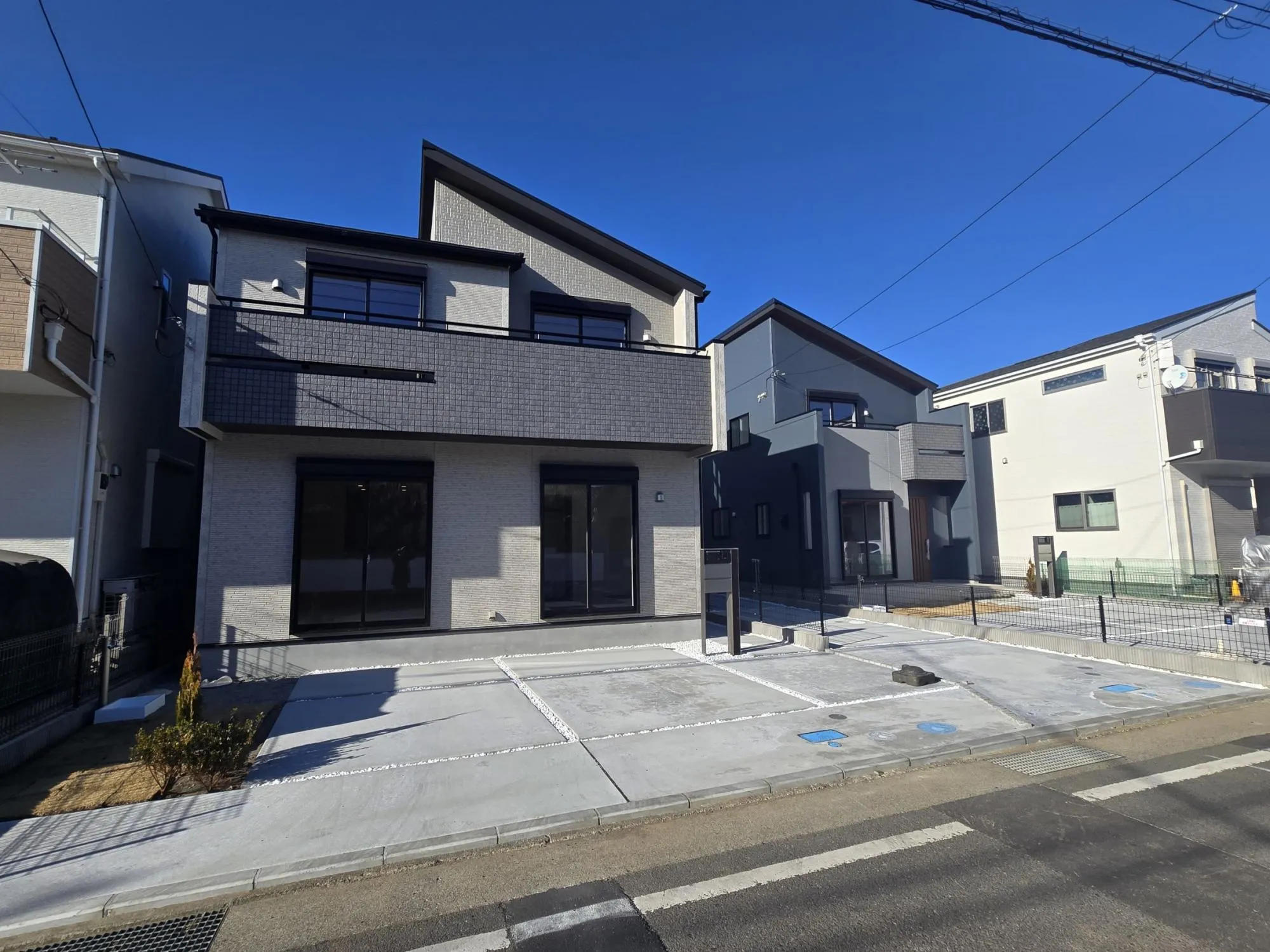 外観写真　R7.12.22