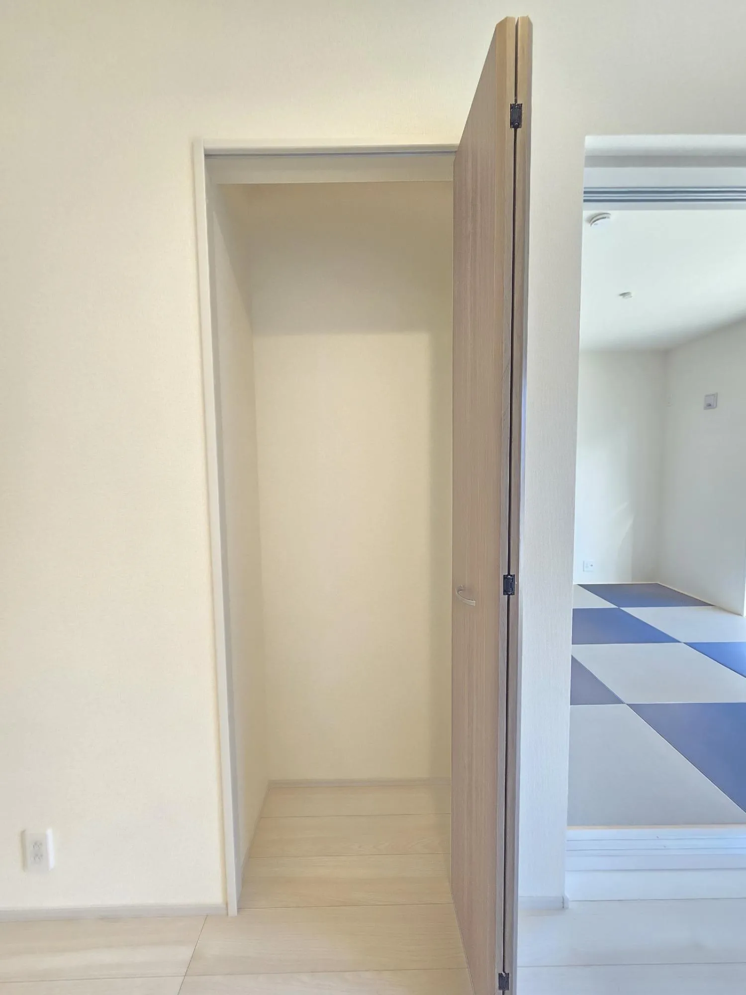 2号棟　1階収納　R7.12.12