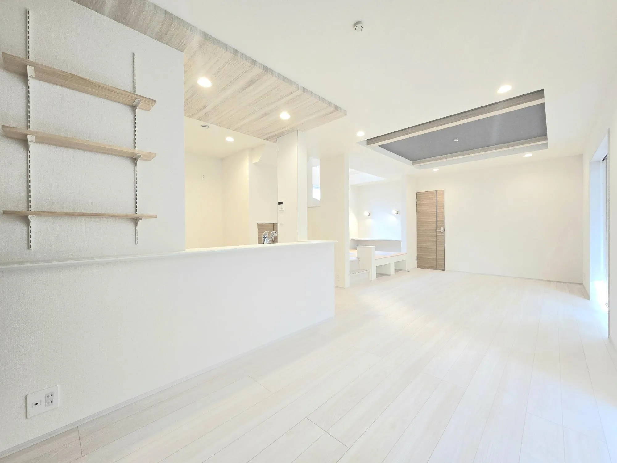 3号棟　リビング　R7.12.12