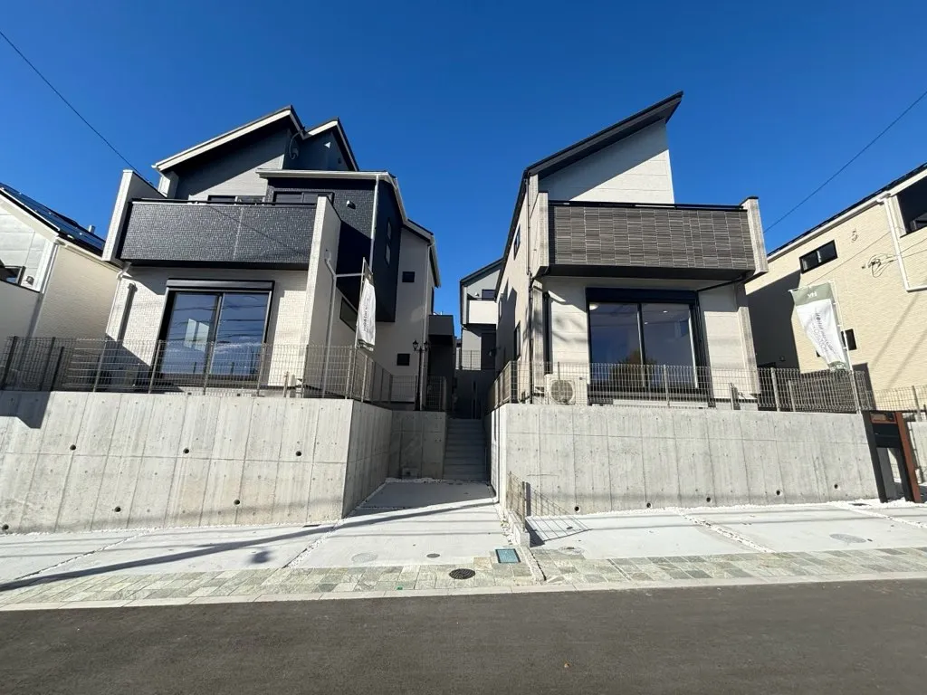 町田市成瀬台の「ブルーミングガーデン 町田市成瀬台1丁目18棟-長期