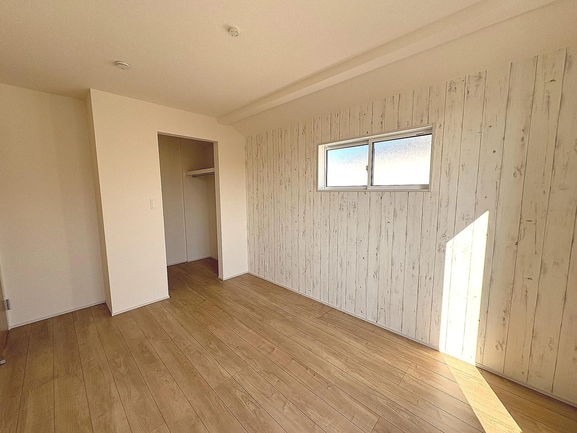 1号棟WIC付主寝室6.0帖