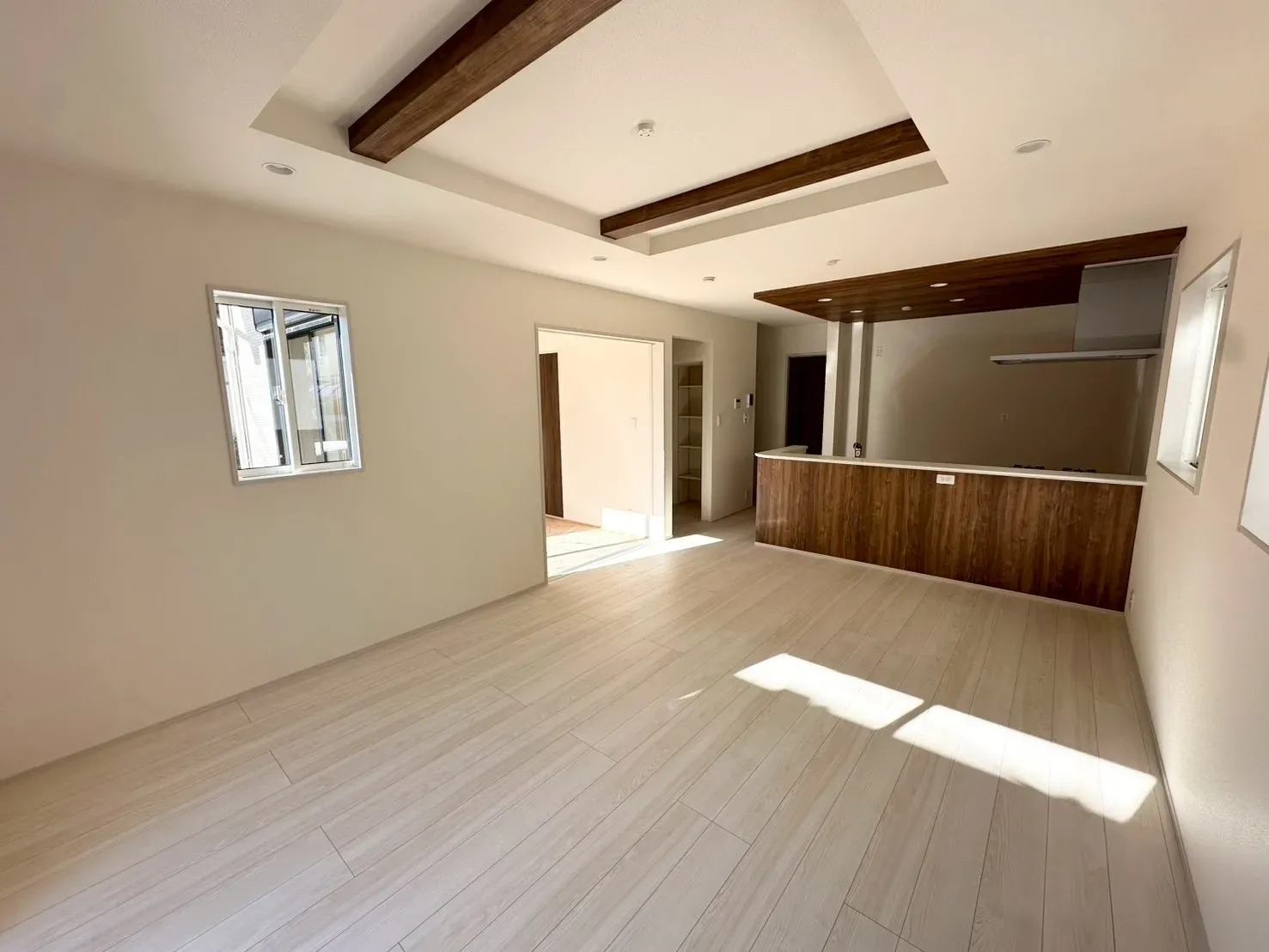 1号棟:リビング(17.75帖)