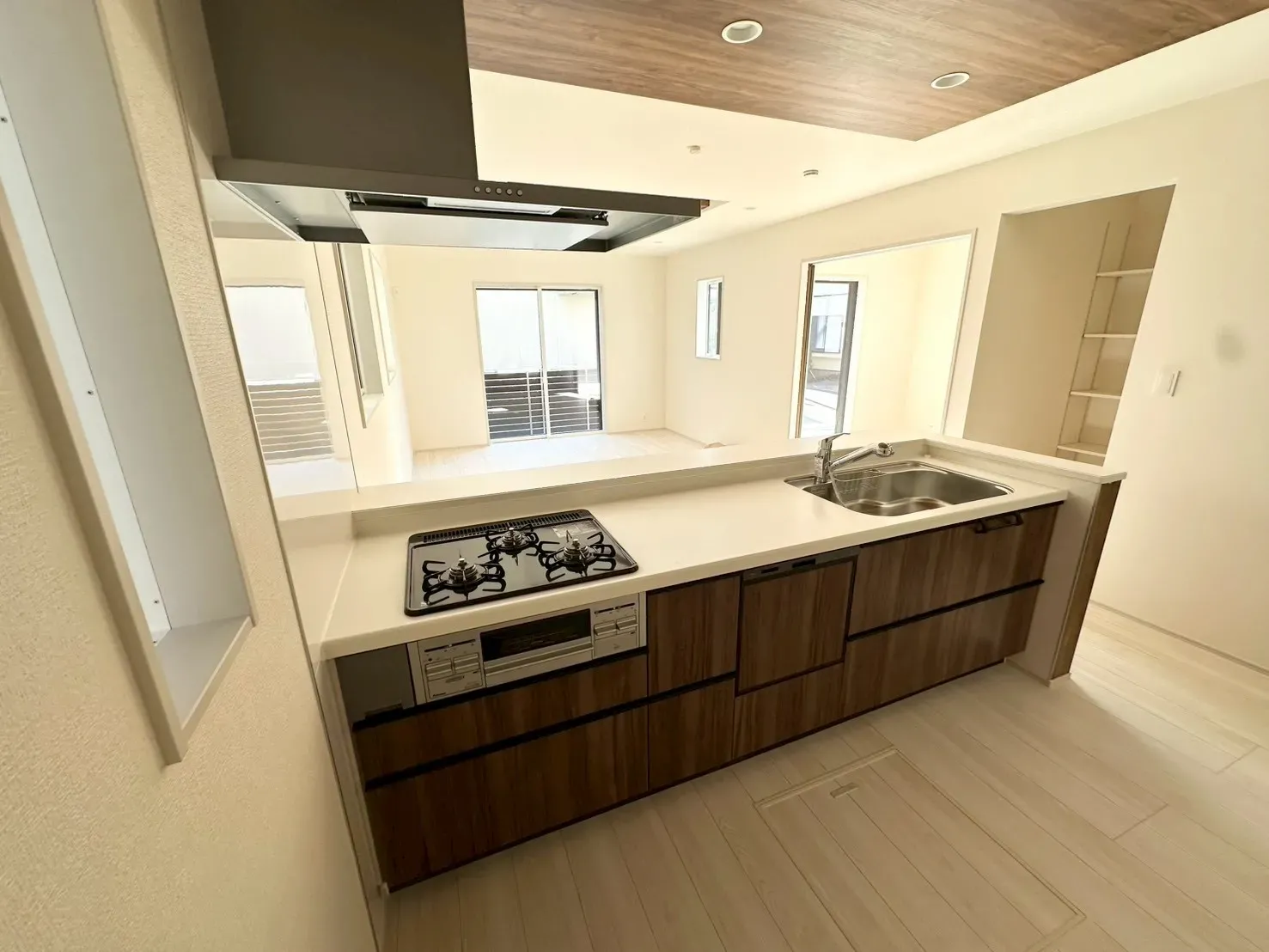 1号棟:システムキッチン