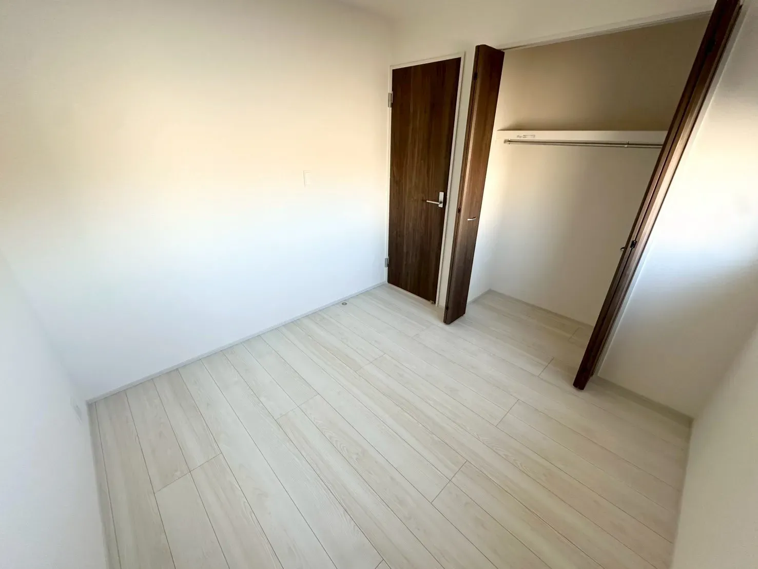 1号棟:洋室(4.5帖)