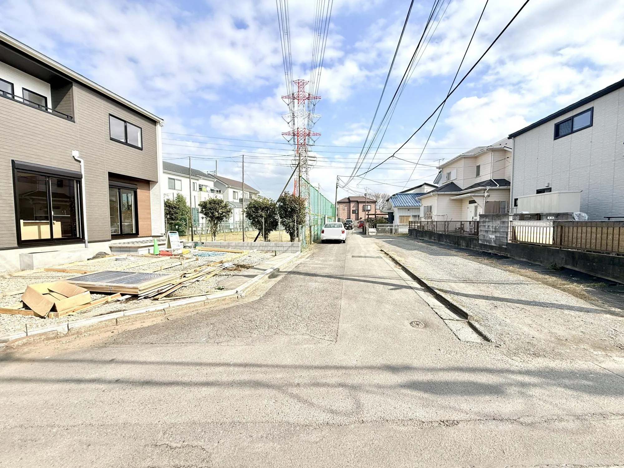 前面道路含む現地写真