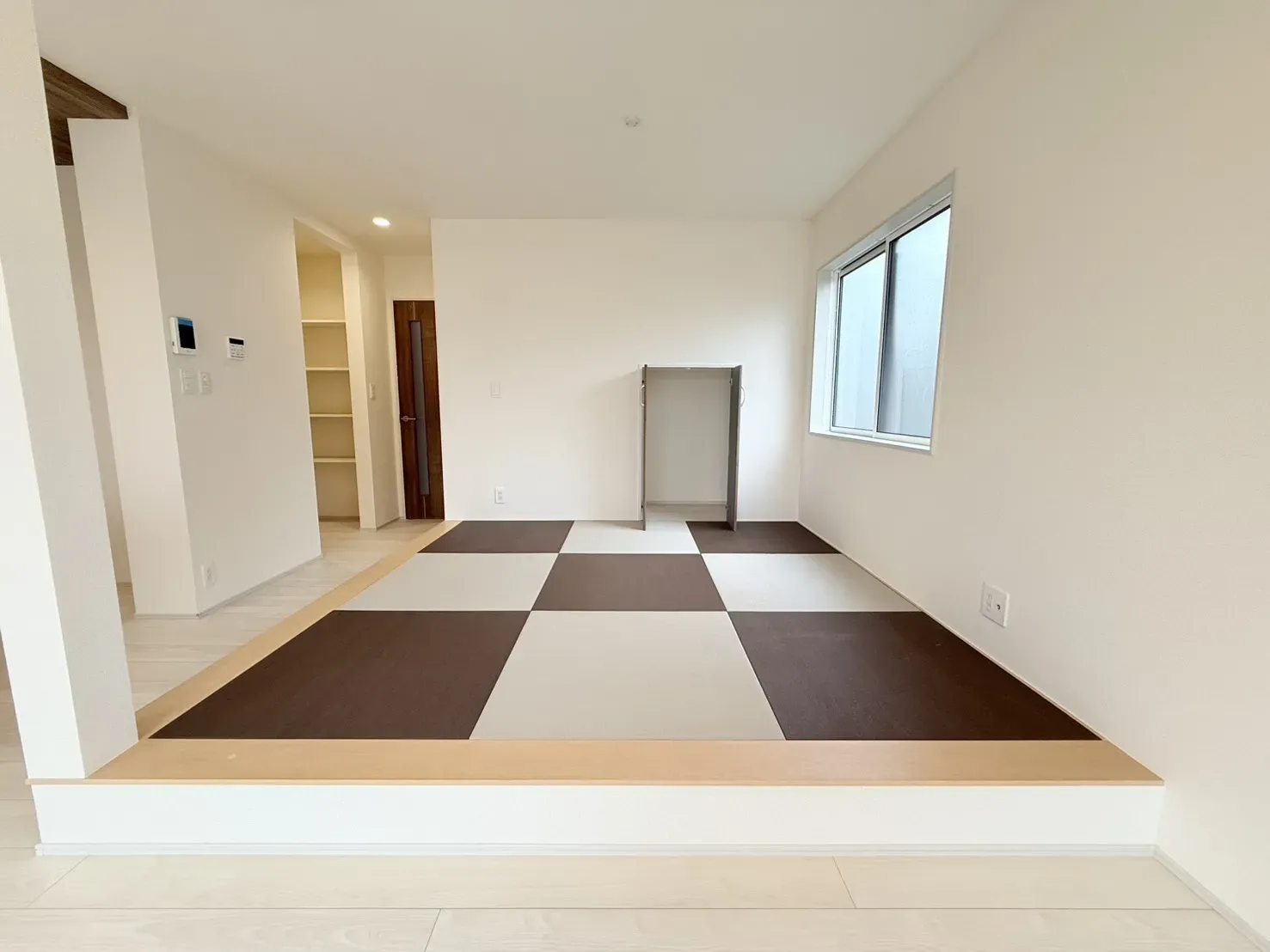 【②号棟　タタミコーナー】