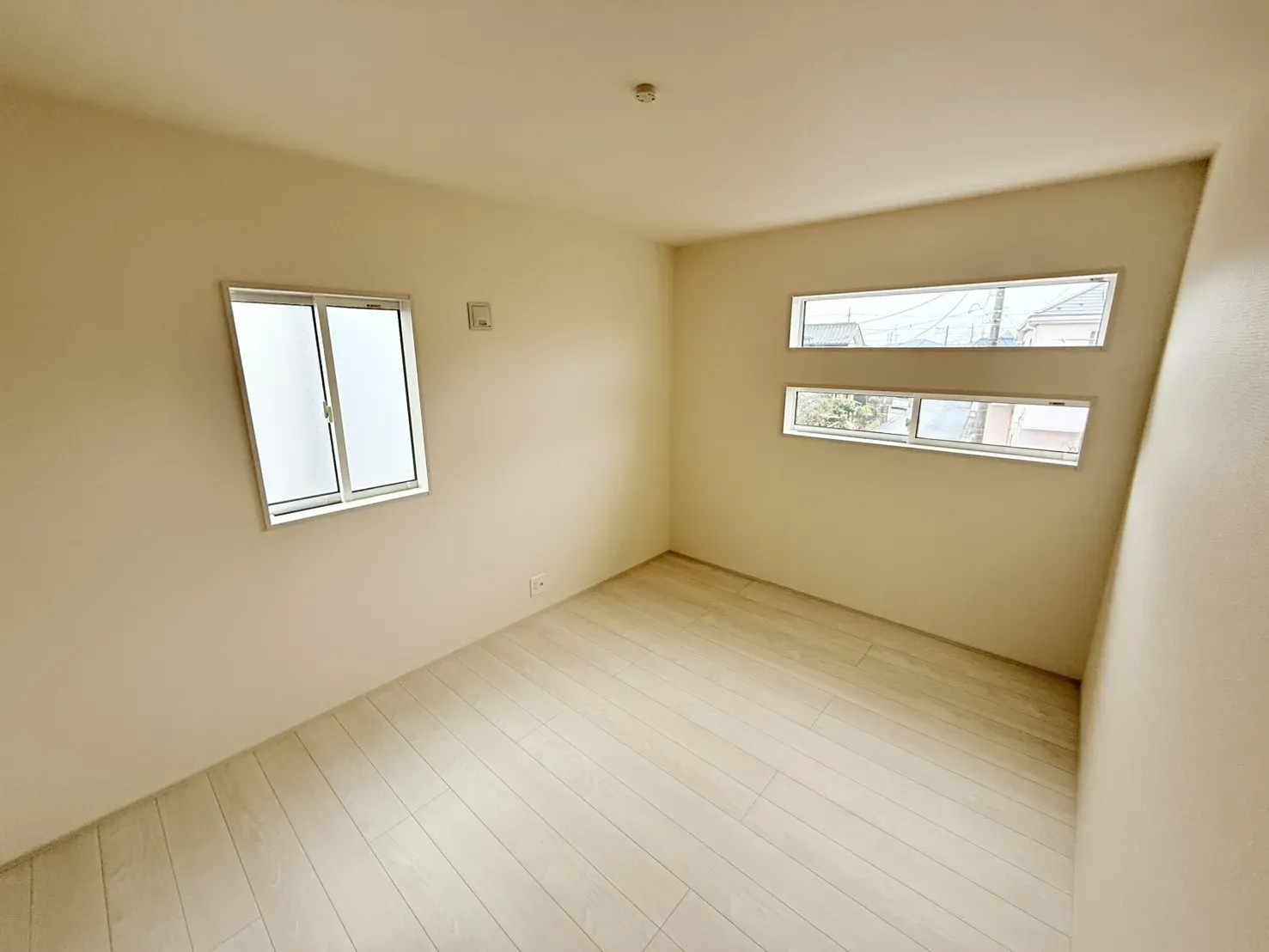 【②号棟　2階洋室】