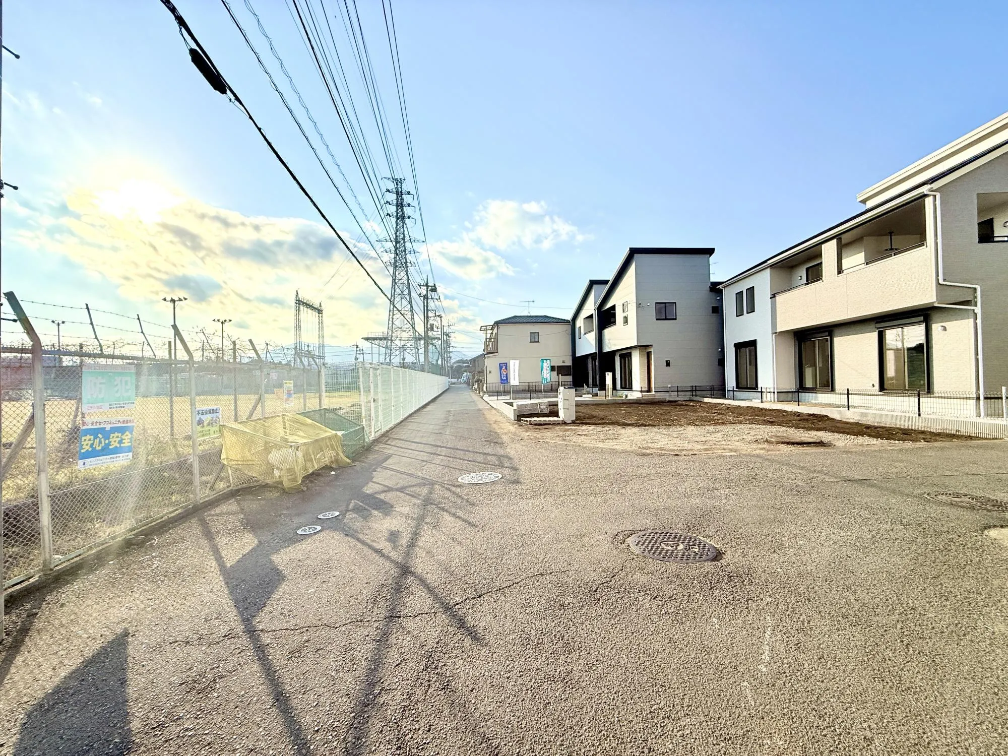 前面道路含む現地写真