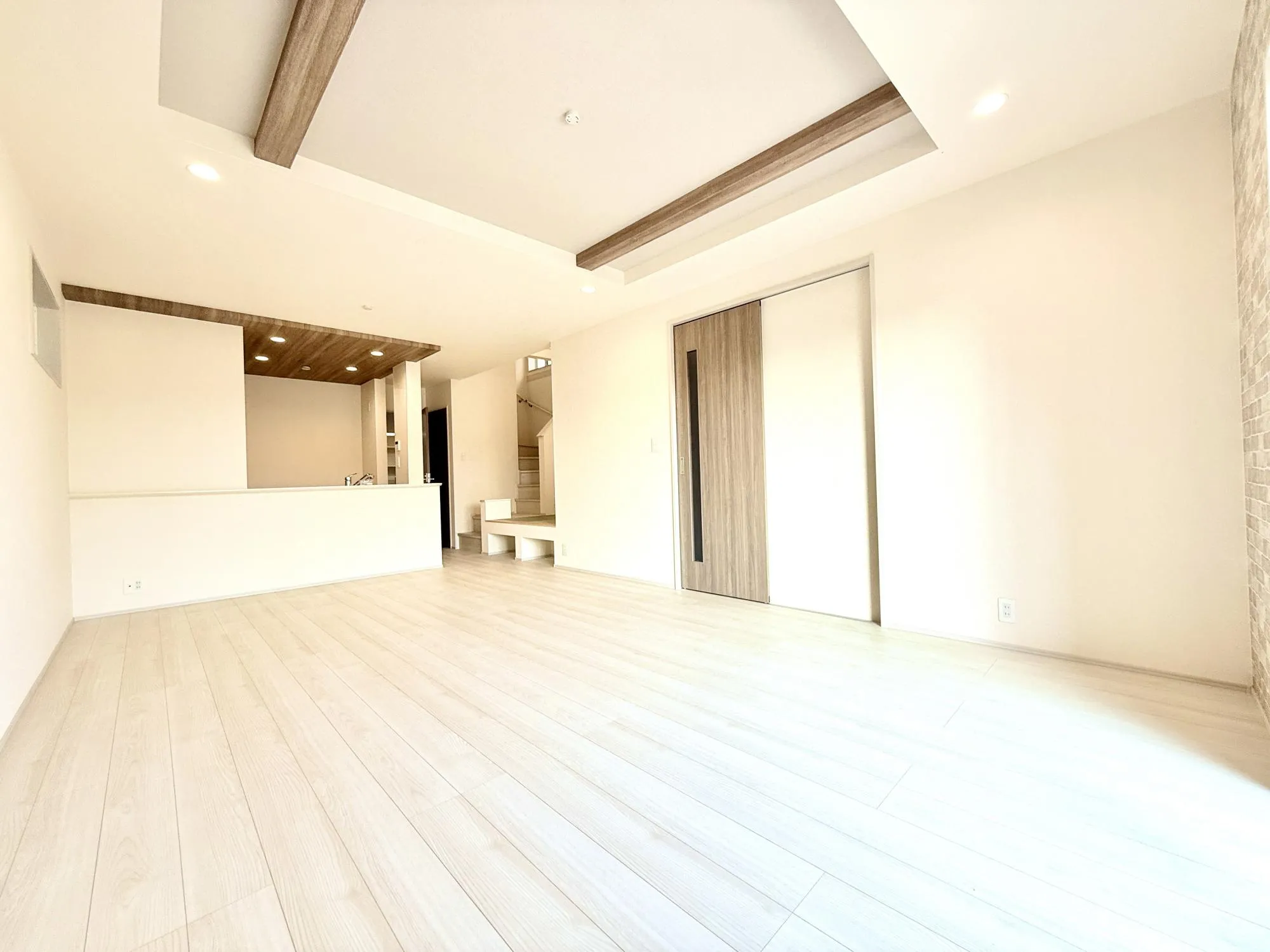 リビングダイニング