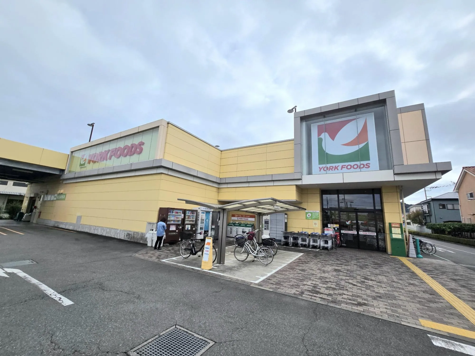 ヨークフーズ南原店