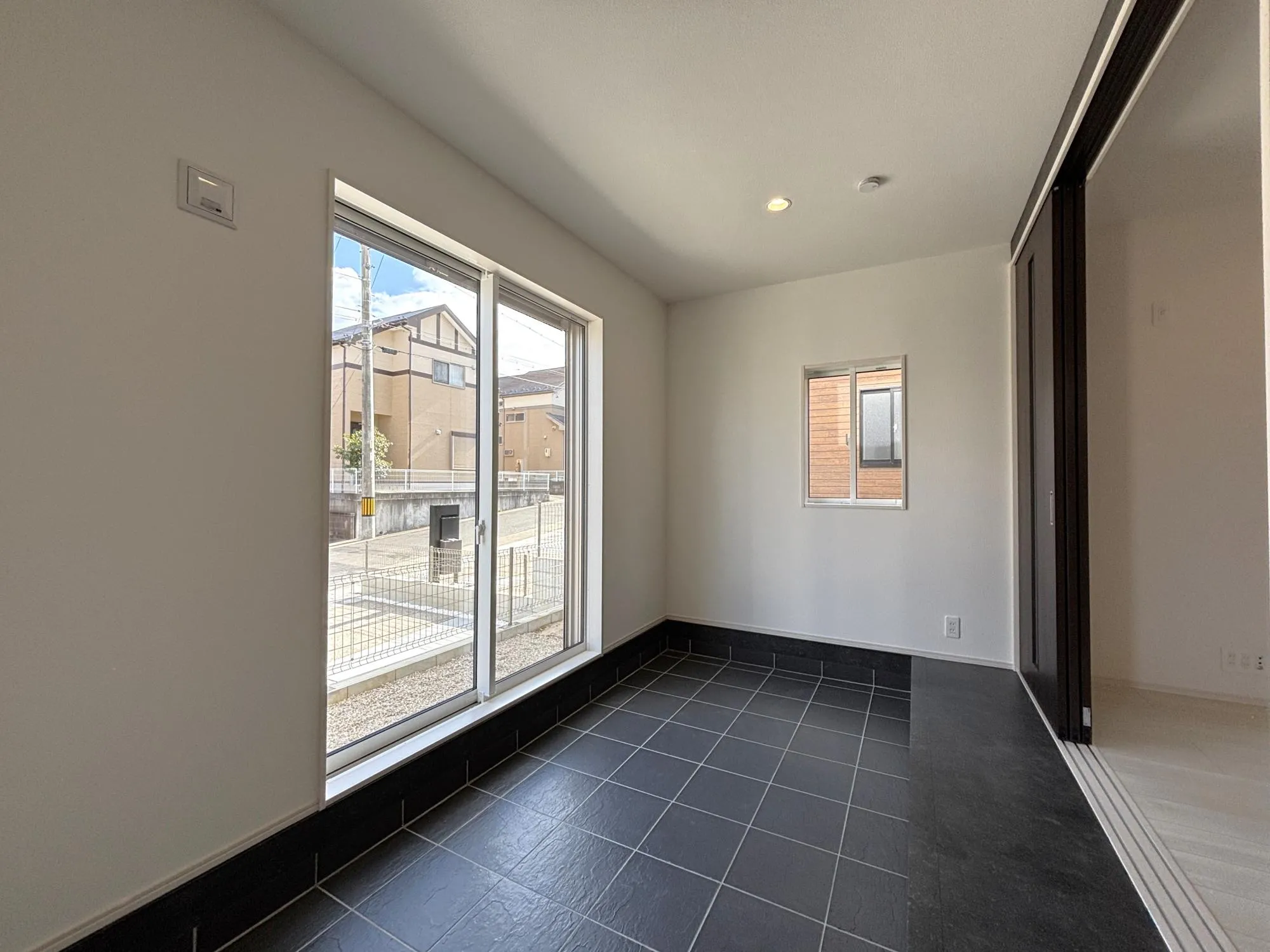 【マルチエントランス(3号棟)】