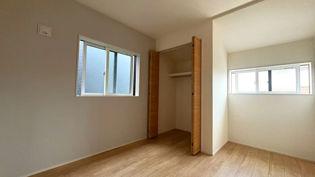 2号棟 北側洋室 5.25畳①