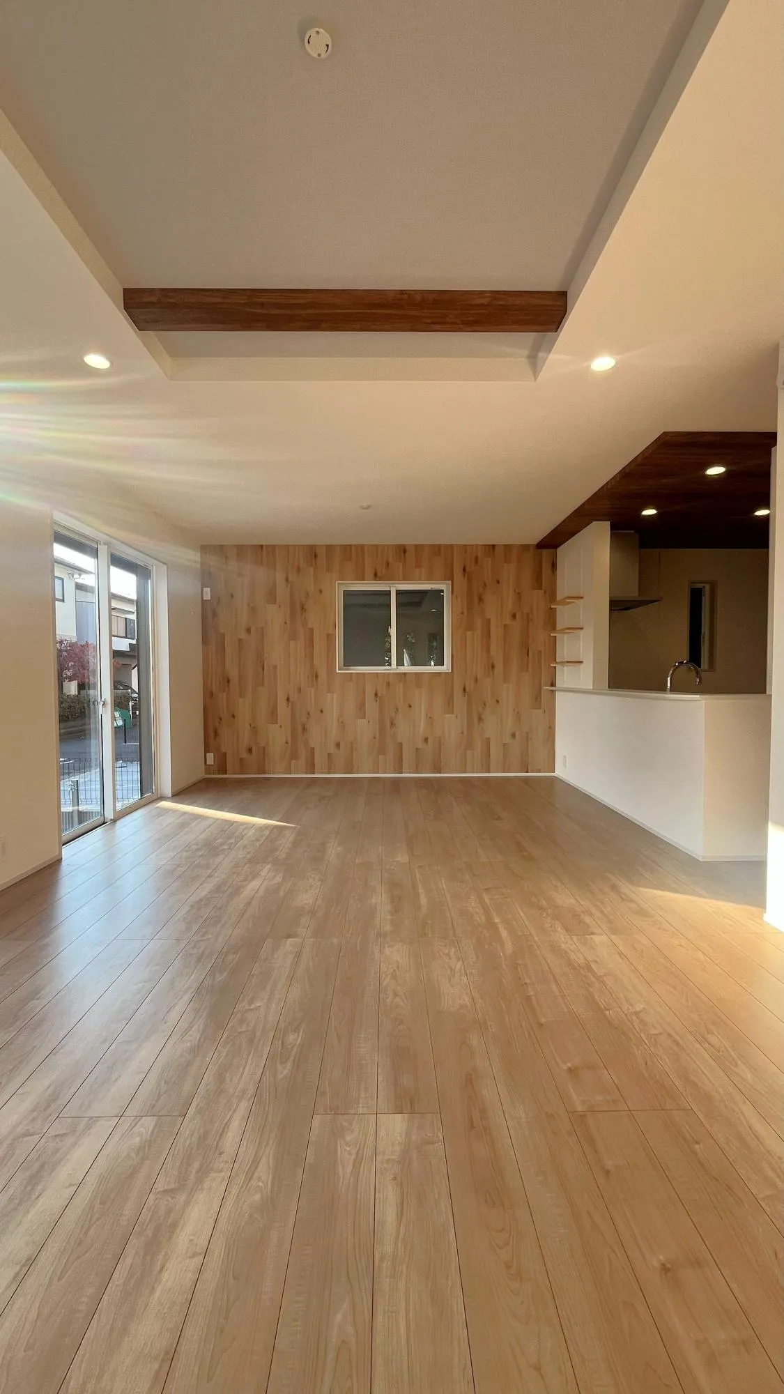 折上げ天井のあるリビングは開放感があります。