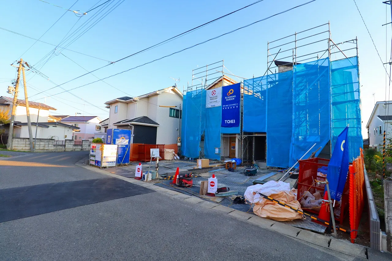 【外観写真　上棟時】