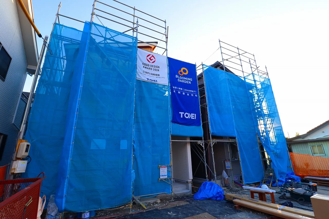 【外観写真　上棟時】