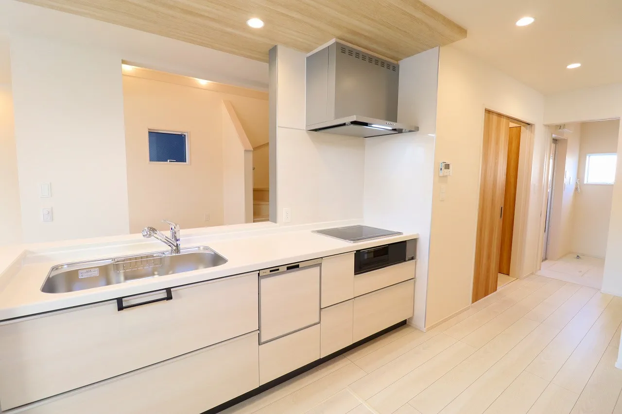 【2号棟キッチン】