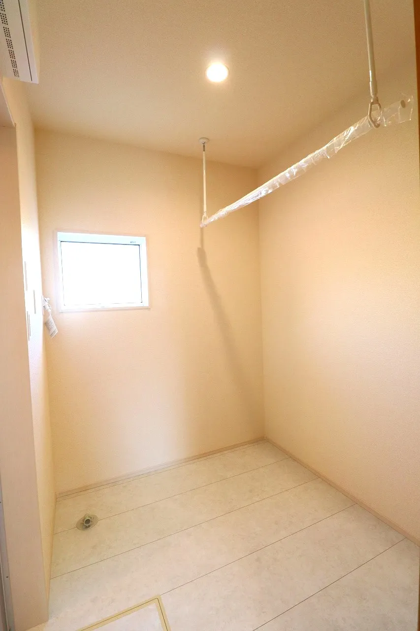 【2号棟サニタリールーム】