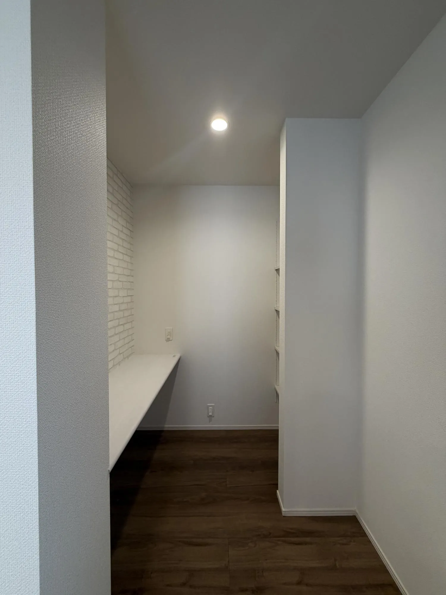 キッチンパントリー(4号棟)