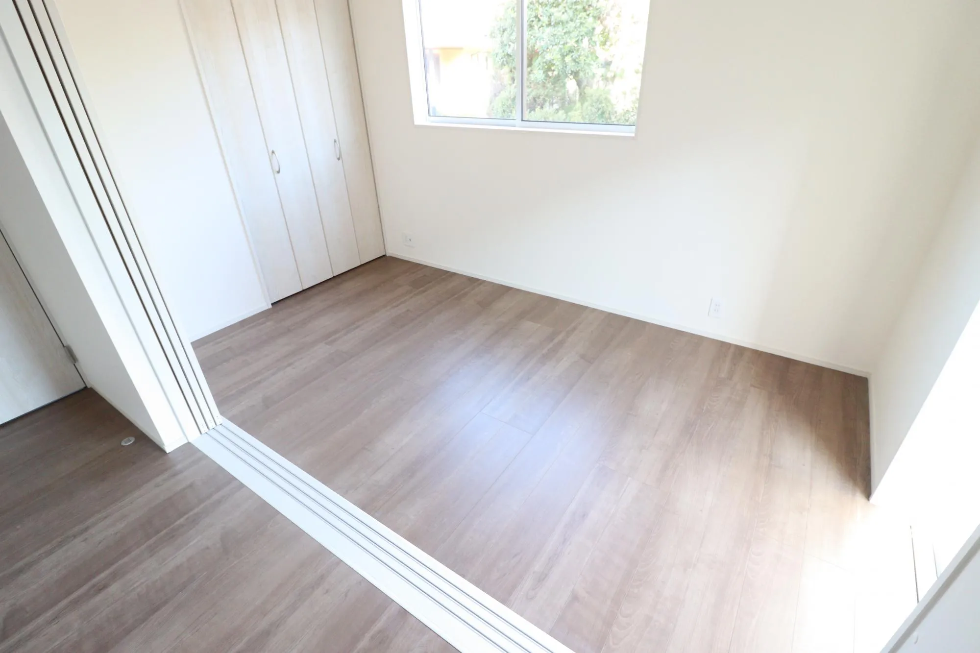 【2号棟/1階洋室(5.0帖)】