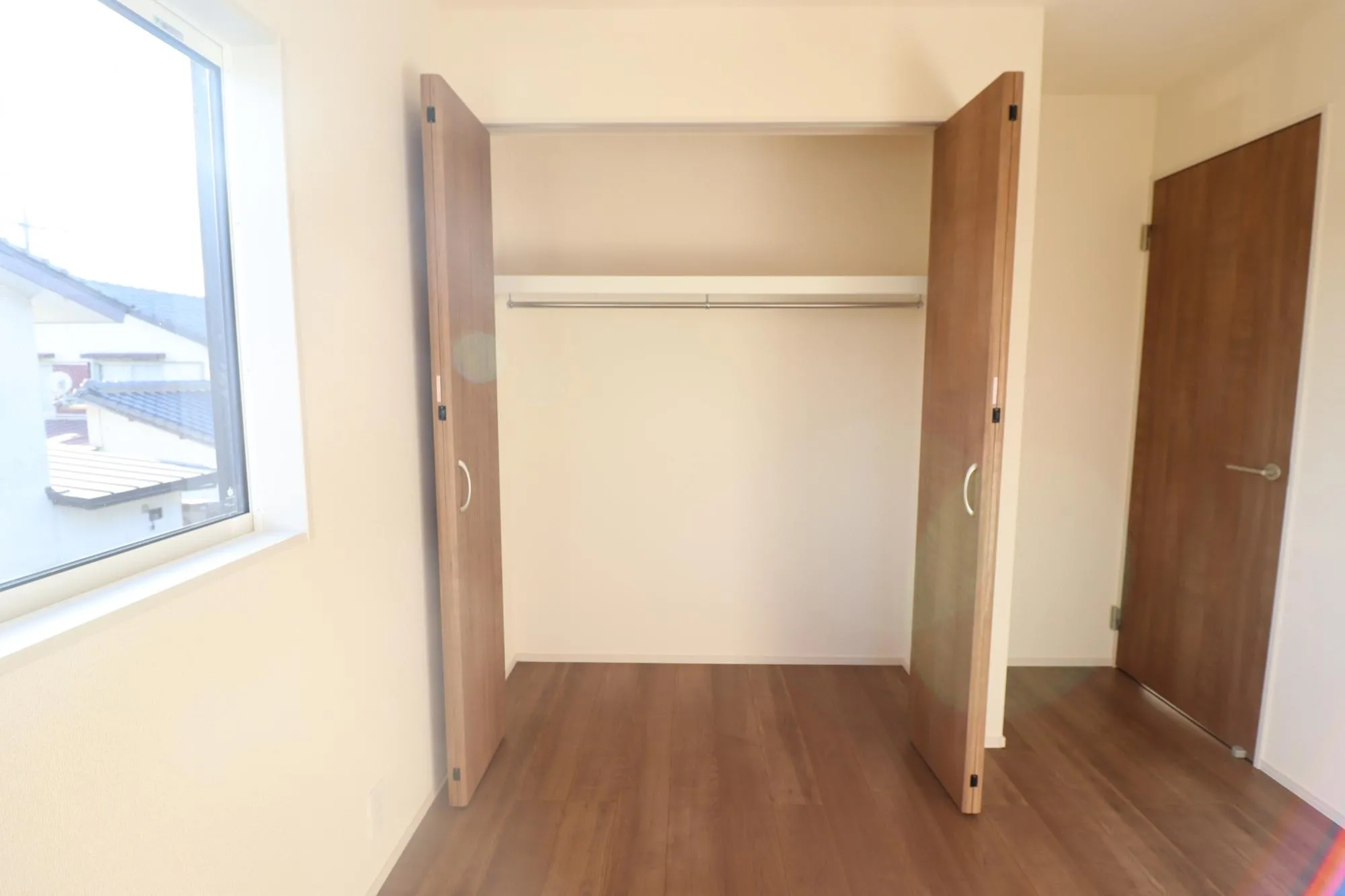 【2階/5帖洋室】