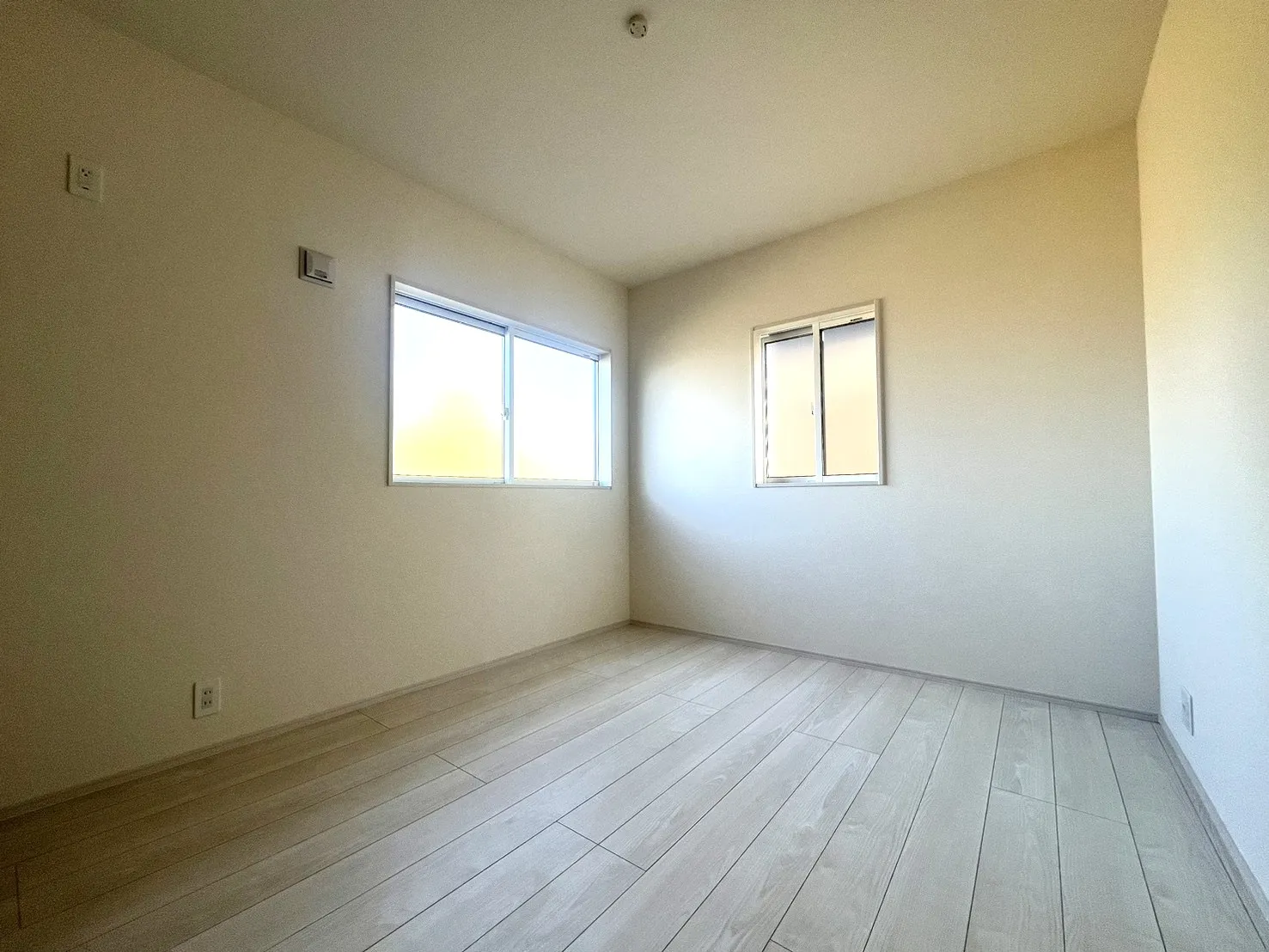 ☆2号棟　北側洋室5.25畳☆