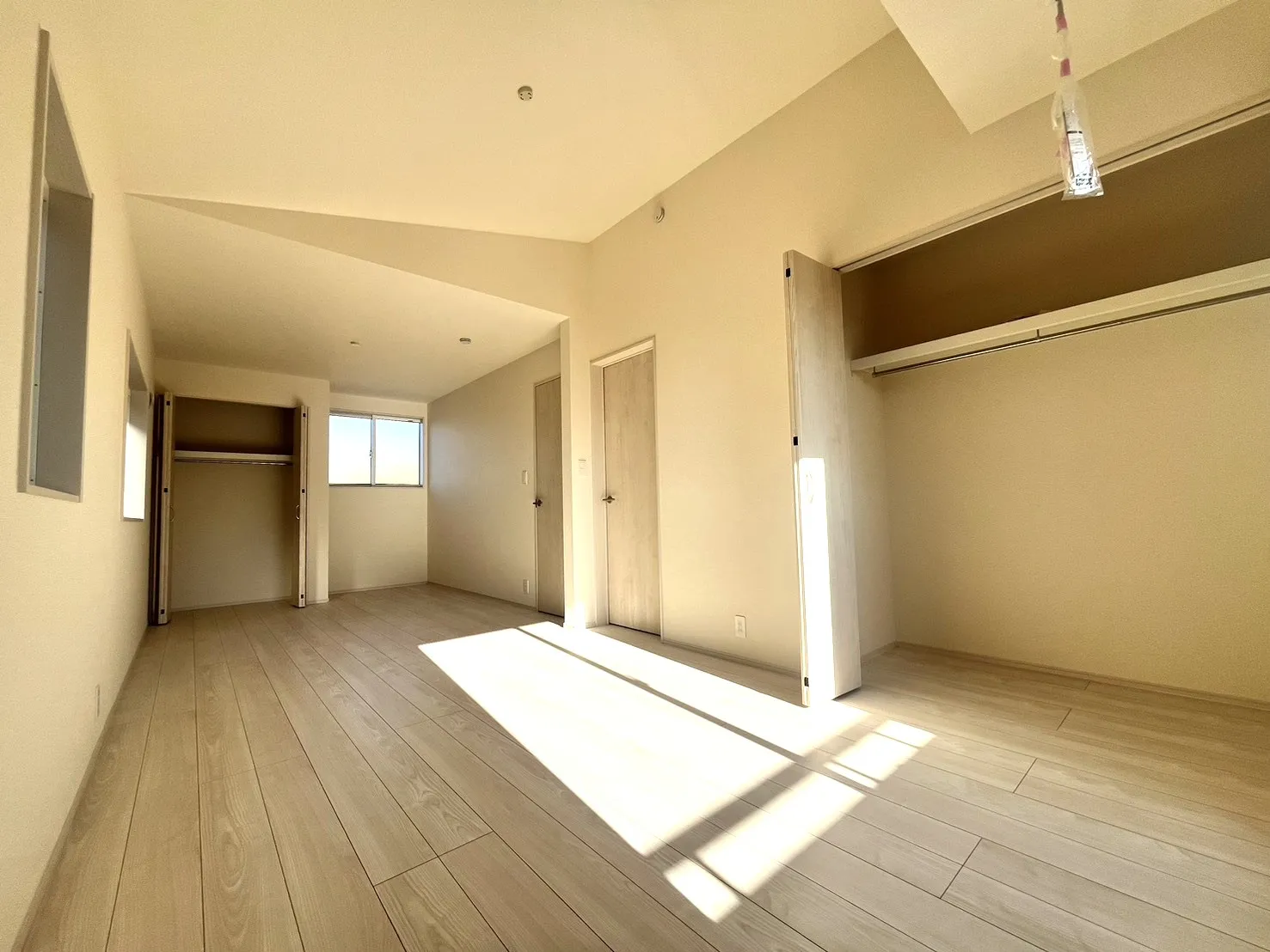 ☆2号棟　洋室5.5畳&6.0畳☆