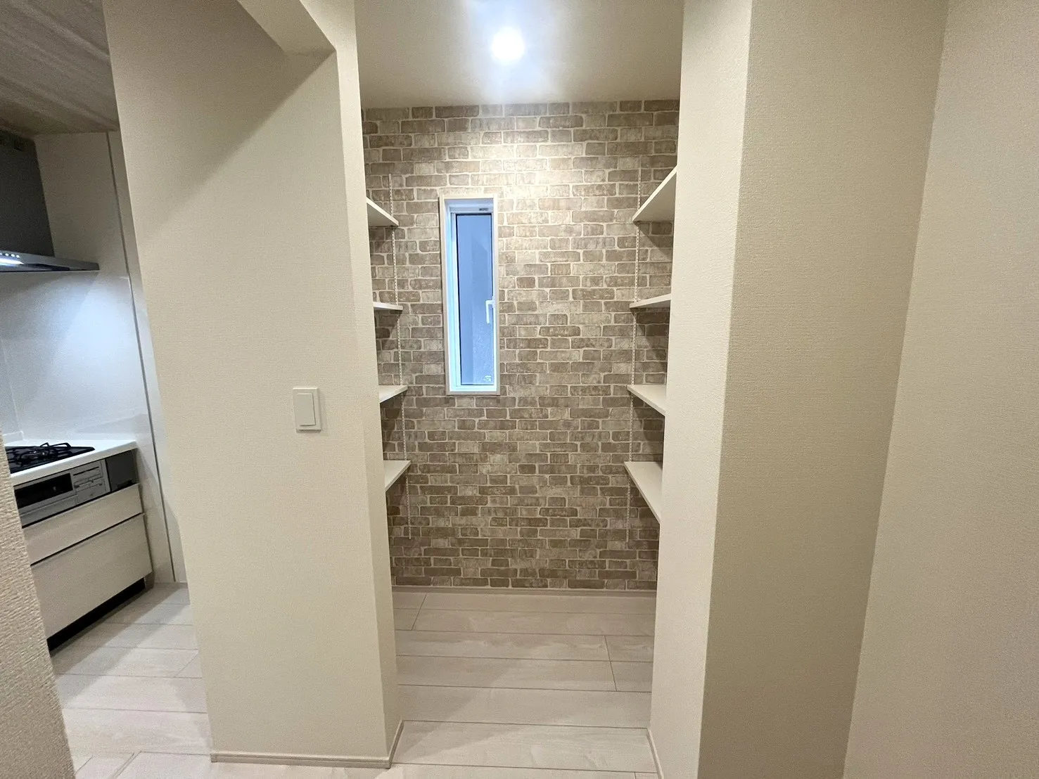 ☆2号棟　パントリー☆