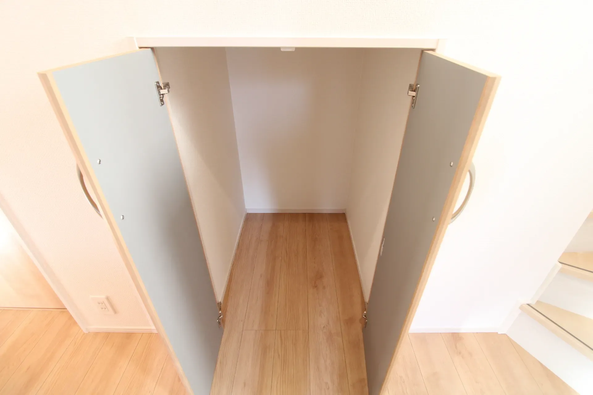 階段下収納
