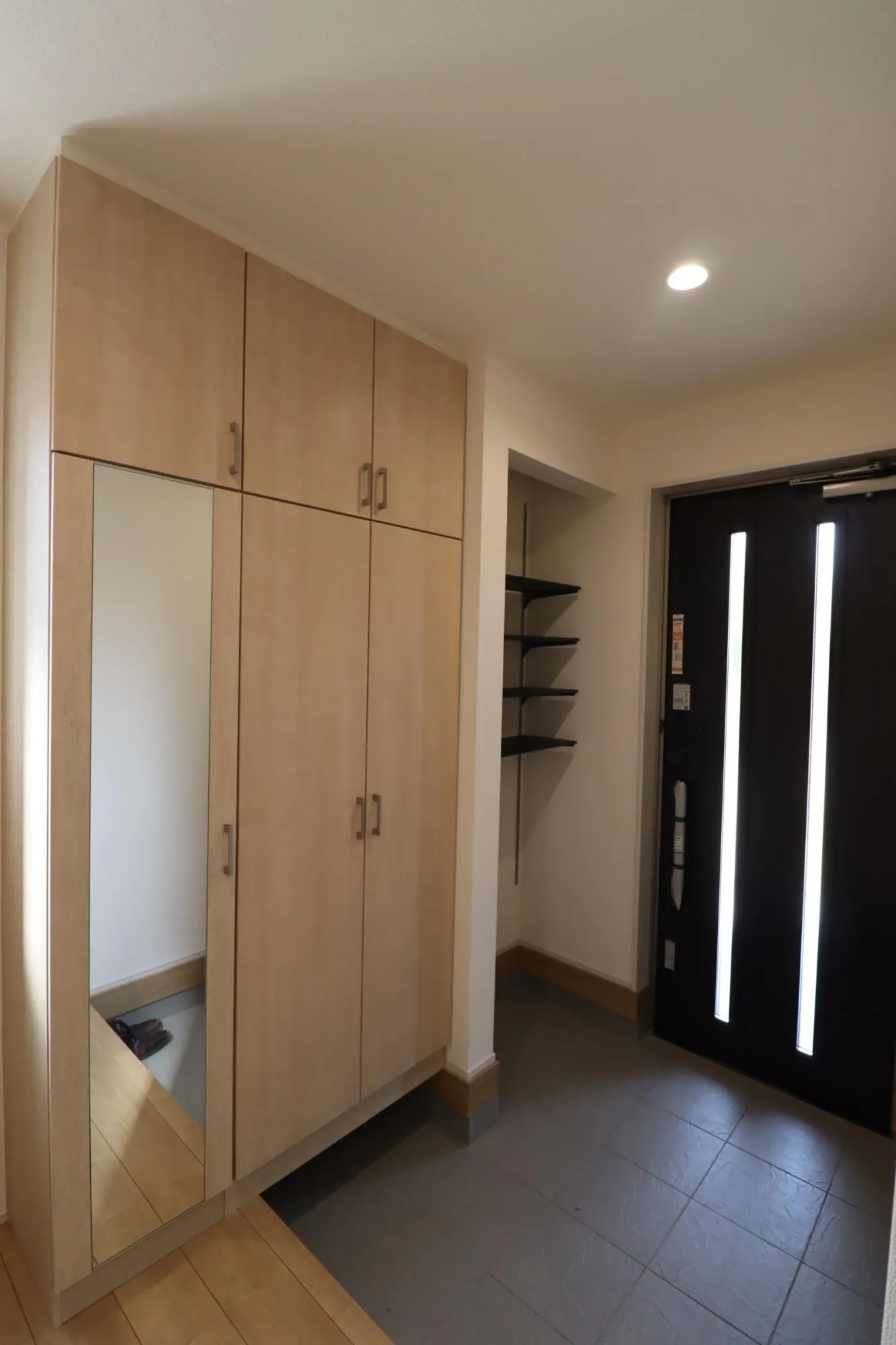 1号棟　玄関収納