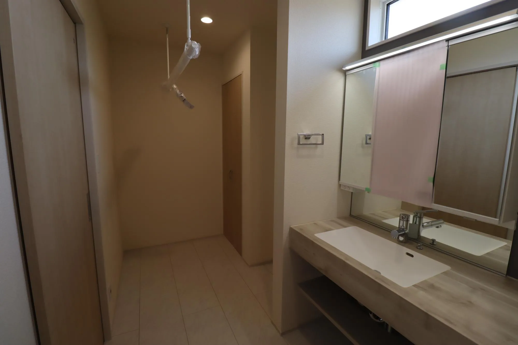 1号棟　スマートサニタリー
室内物干し付き