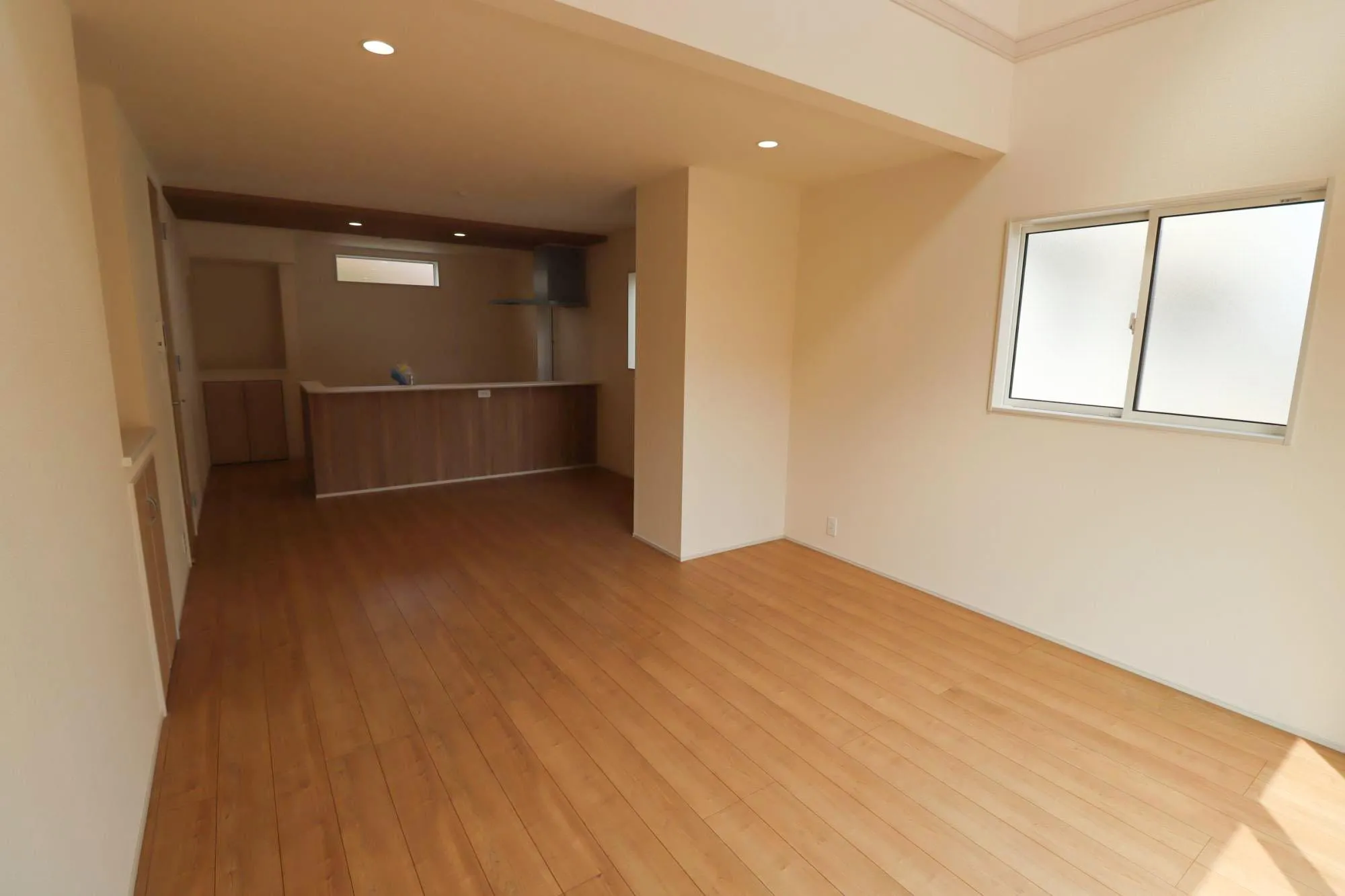 2号棟　リビングダイニングキッチン
19.75帖(カウンター含)