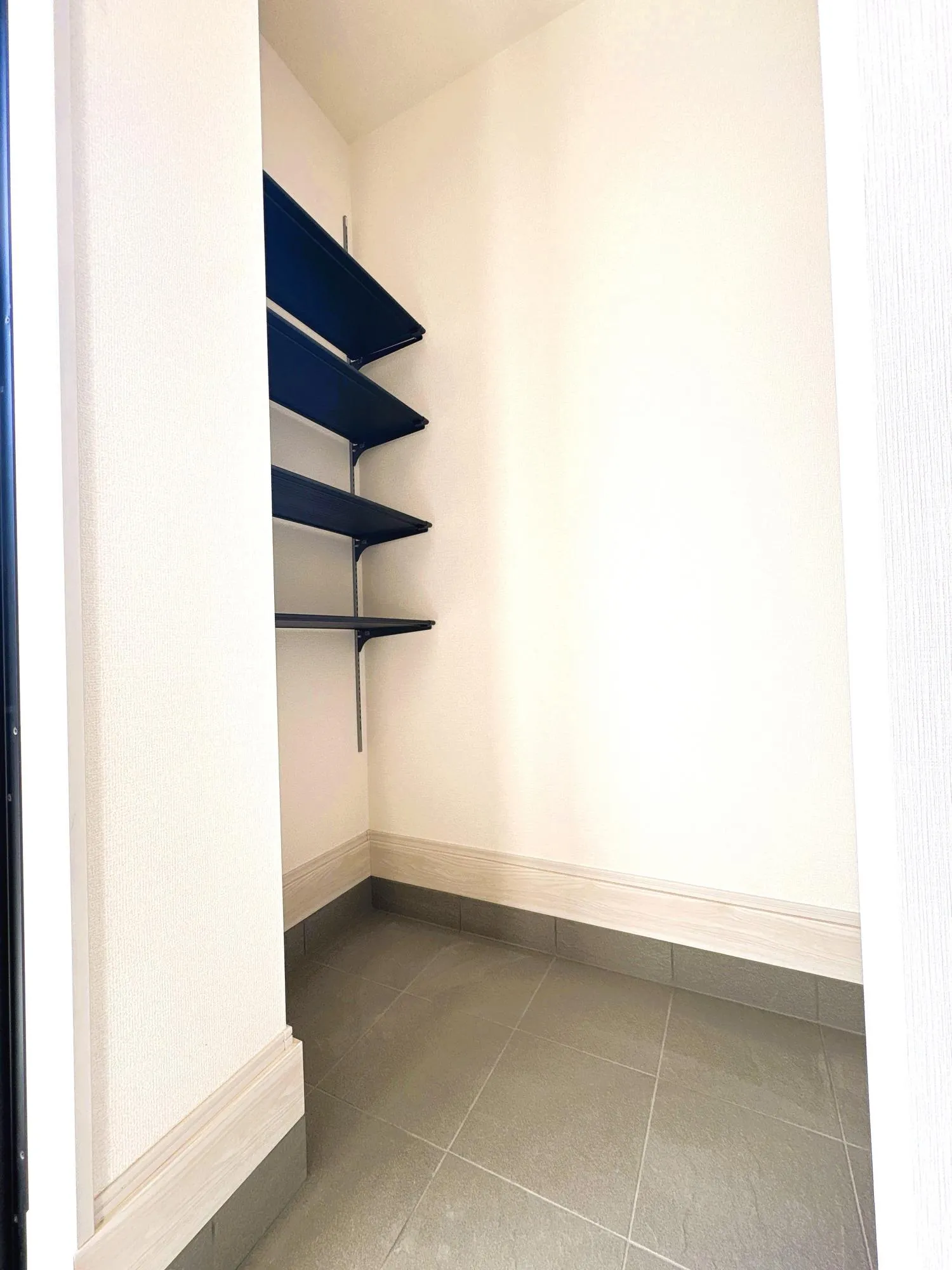 1号棟　土間収納