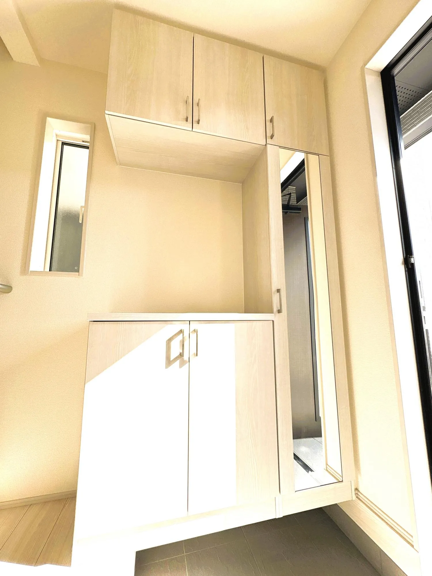 1号棟　玄関収納