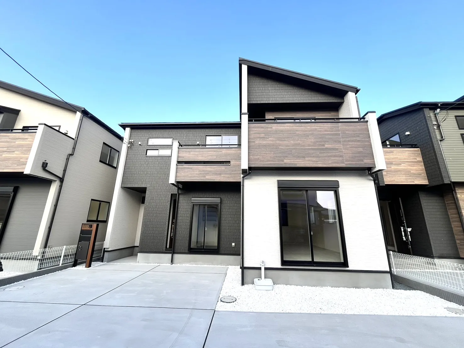 ☆2号棟　完成外観☆