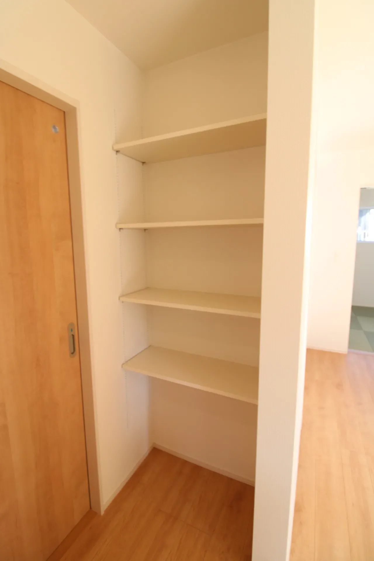 リビング可動棚