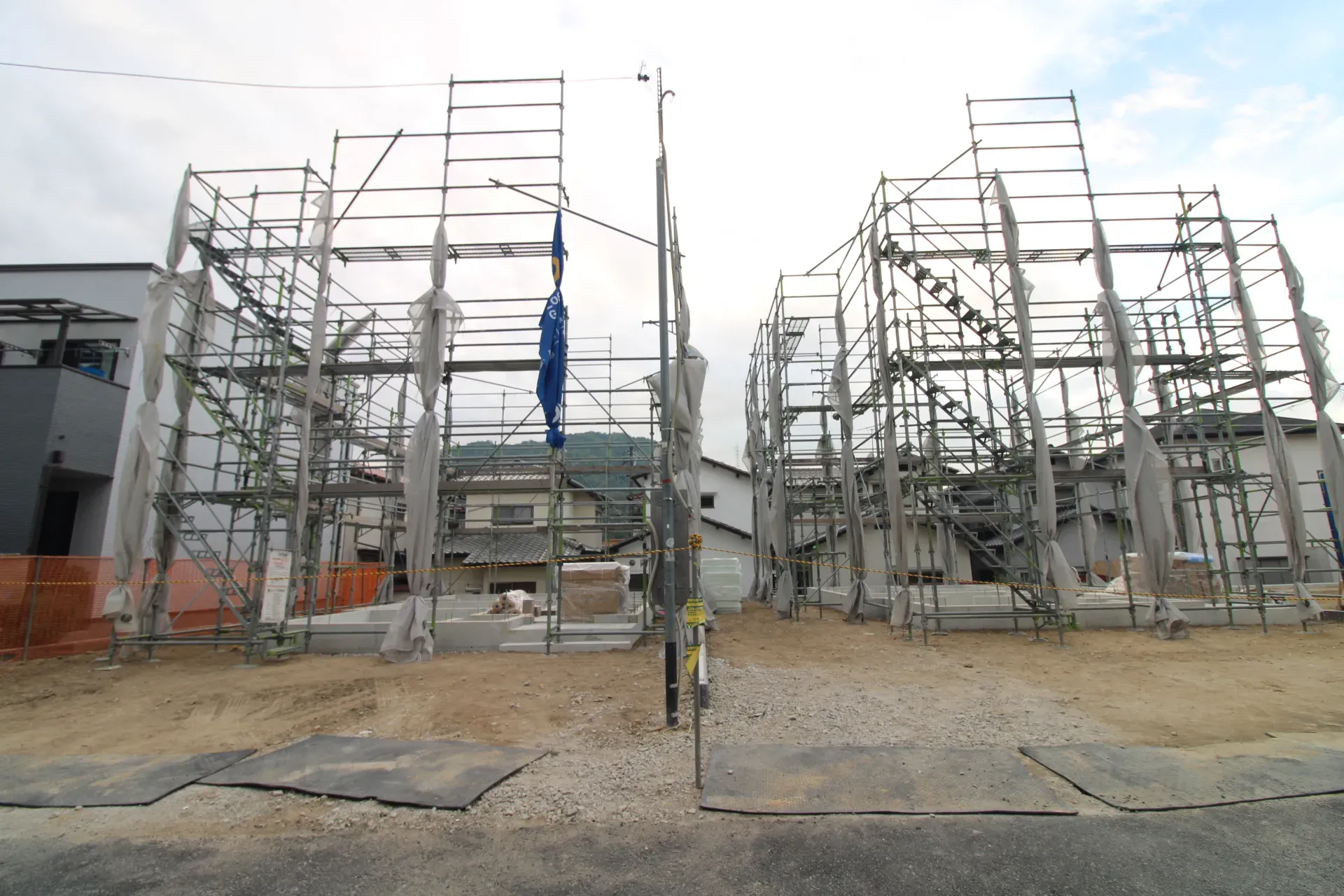 前面道路から見た宅地