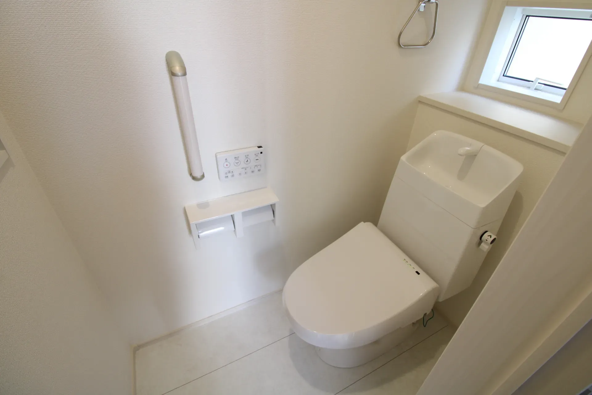 1階トイレ