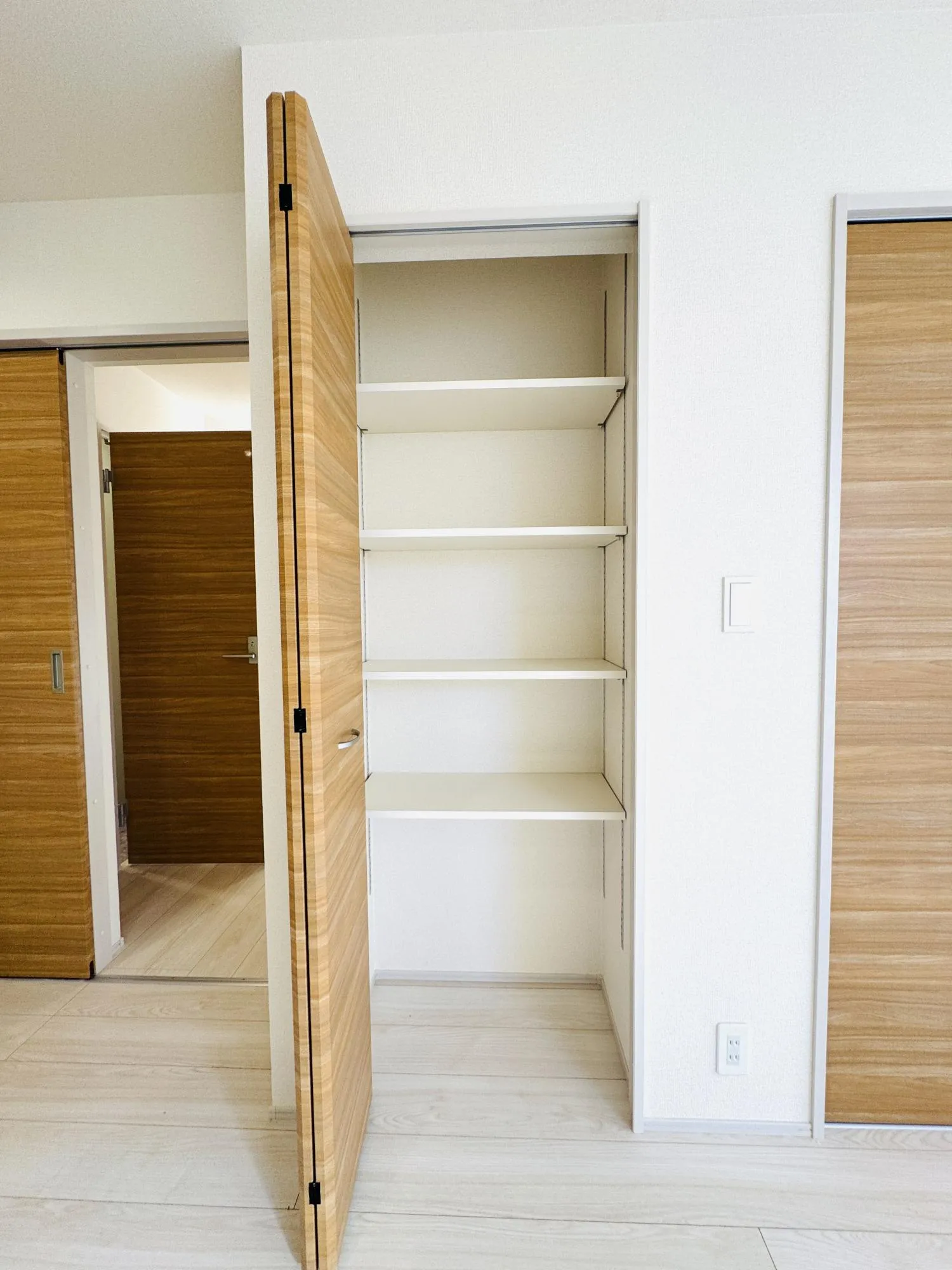 【リビング収納】