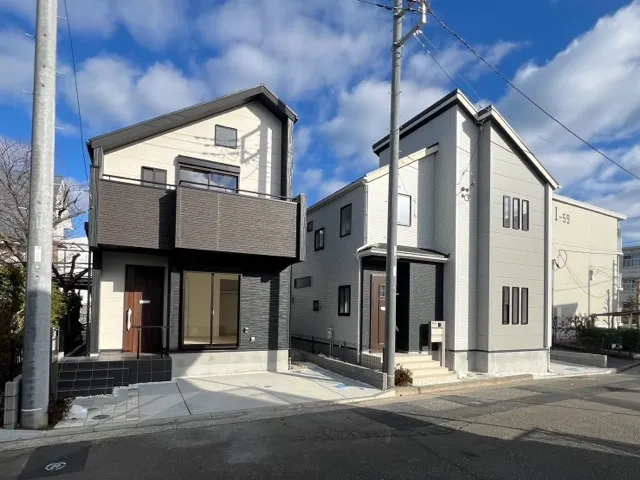 当社売主!
完成いたしました♪