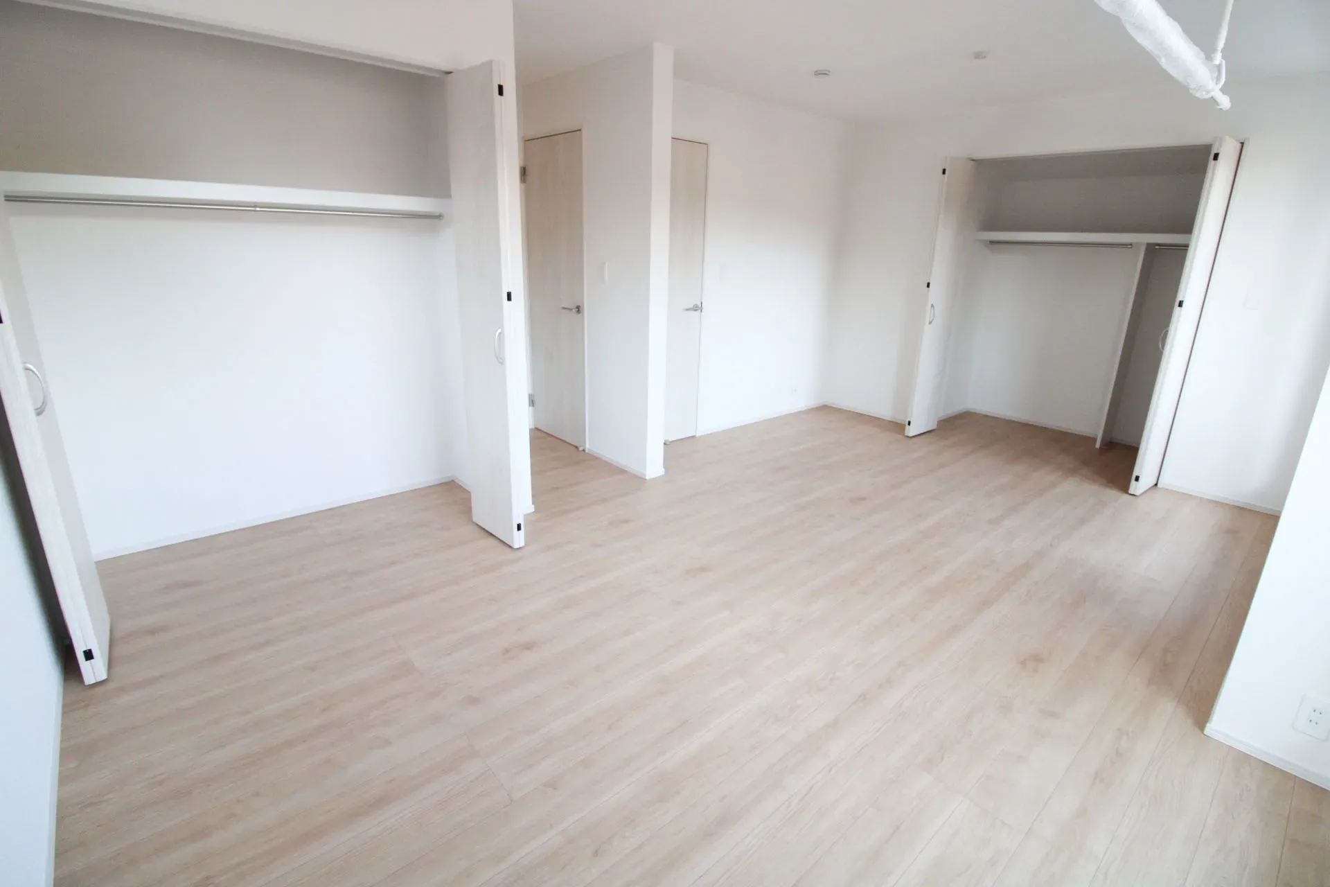 洋室(5.25帖+4.96帖)