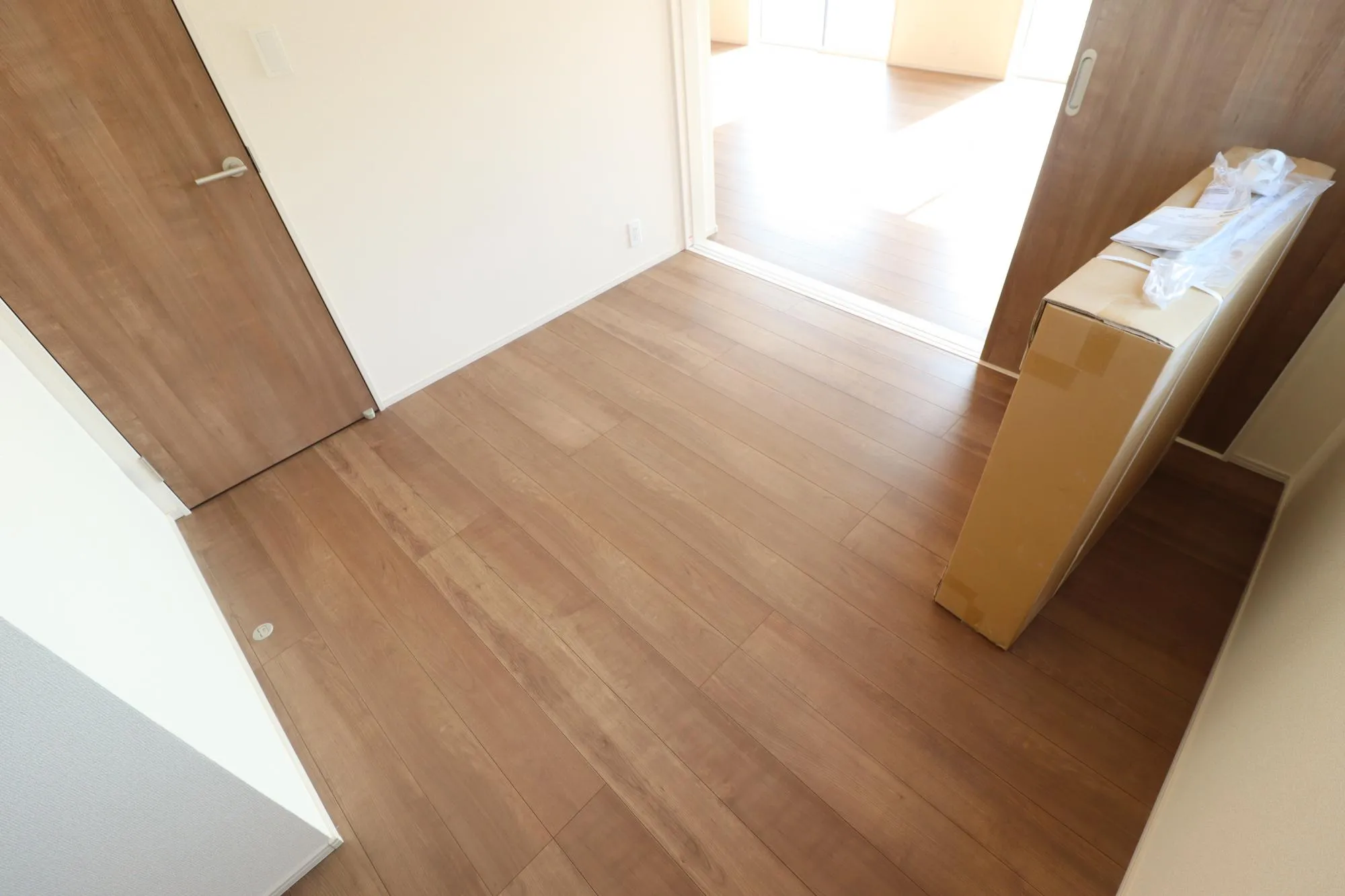 【1号棟/1階洋室】