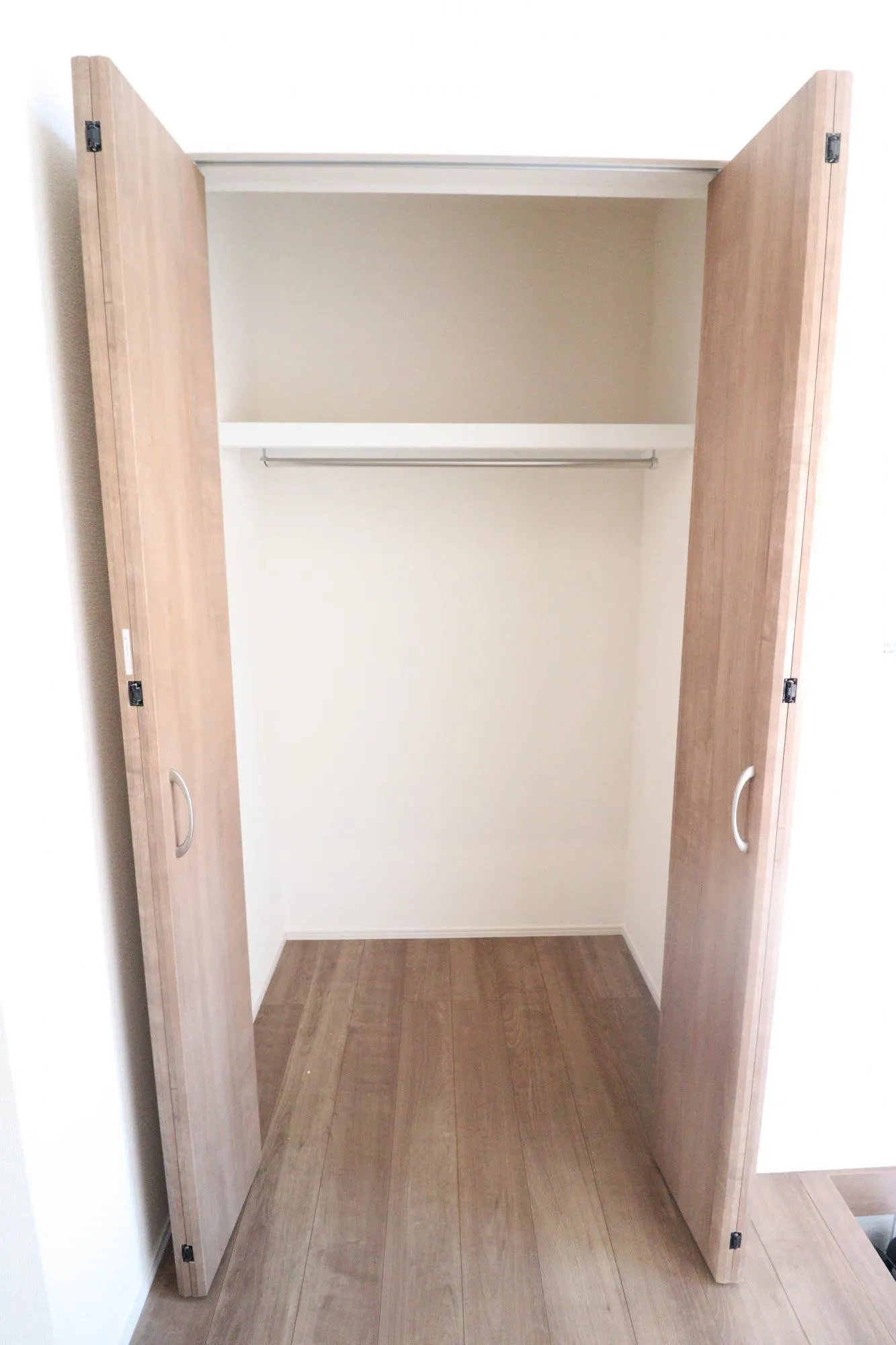 【1号棟/クローゼット】