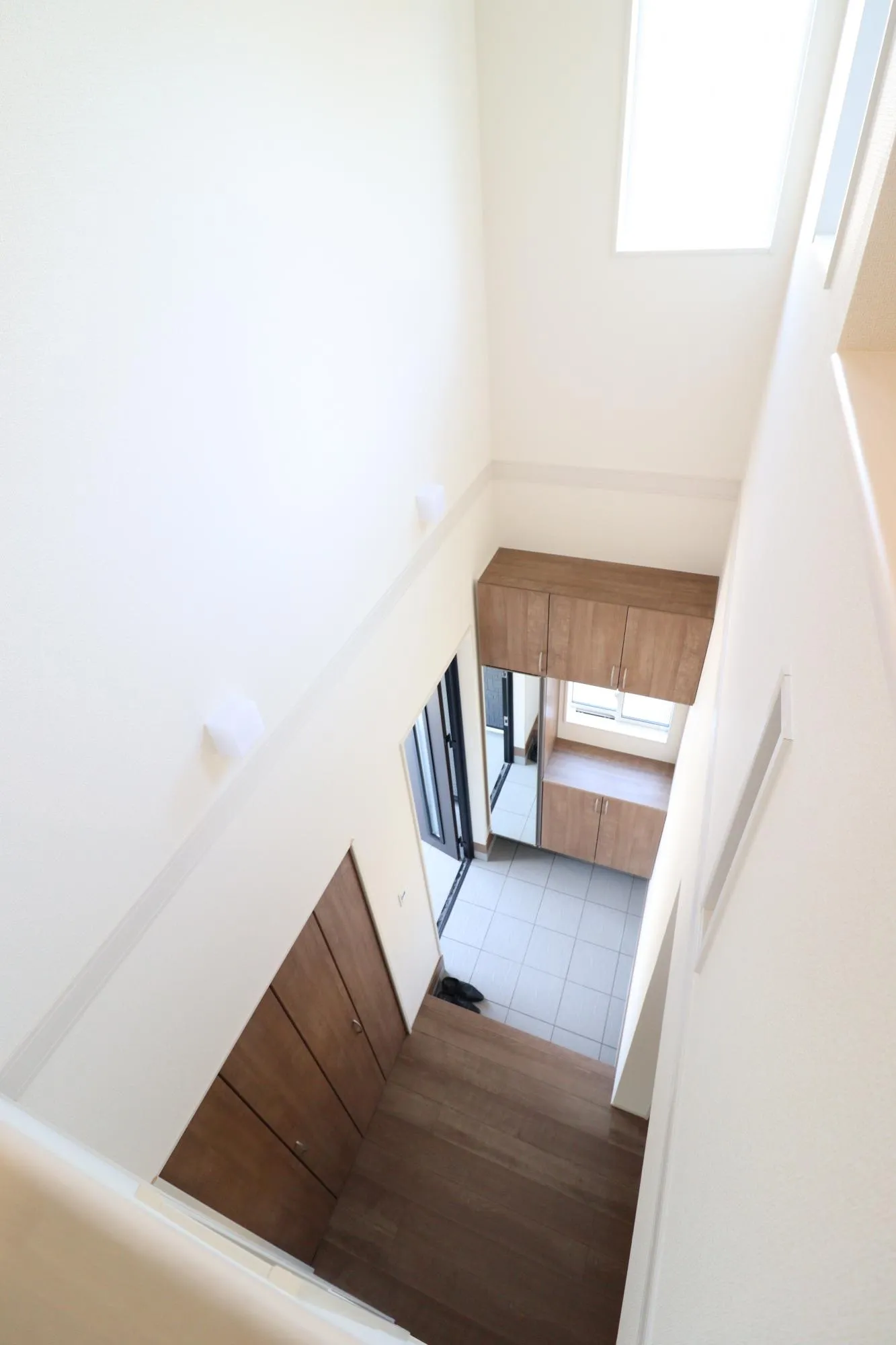 【1号棟/吹抜け天井】