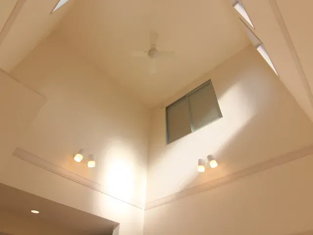 畳コーナー　吹き抜け　1号棟