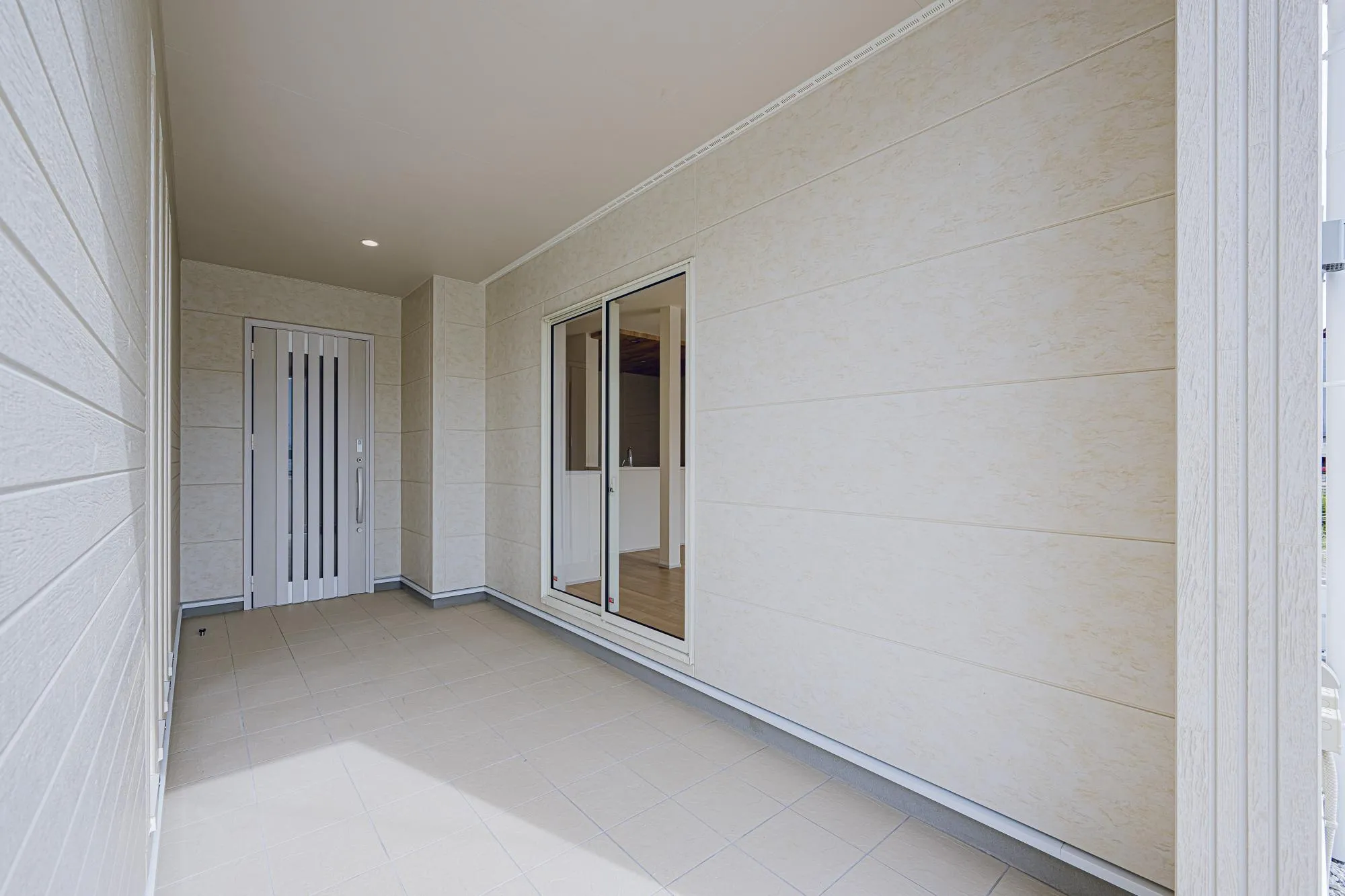 ゆんたくポーチ&テラス