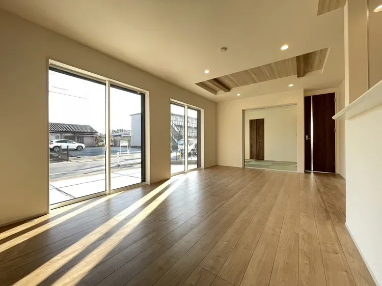 2号棟　LDK～和室