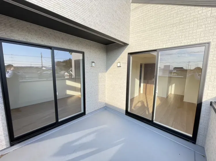 2号棟　バルコニー2.7m×2.7m