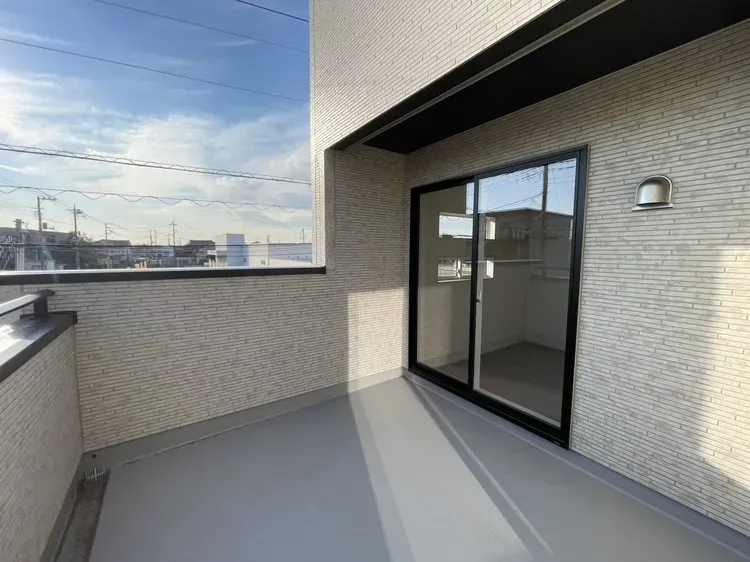 2号棟　バルコニー2.7m×2.7m